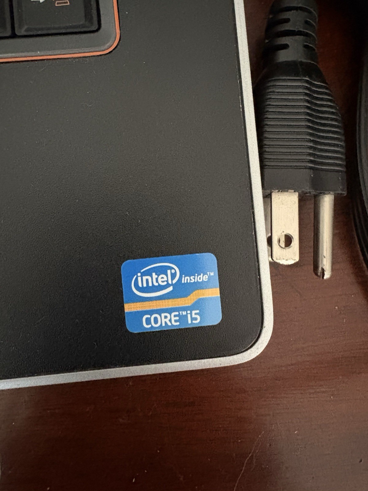 Dell Latitude e5420 Laptop W/ Power Cord 4GB dDR3 Windows 10 Read Description