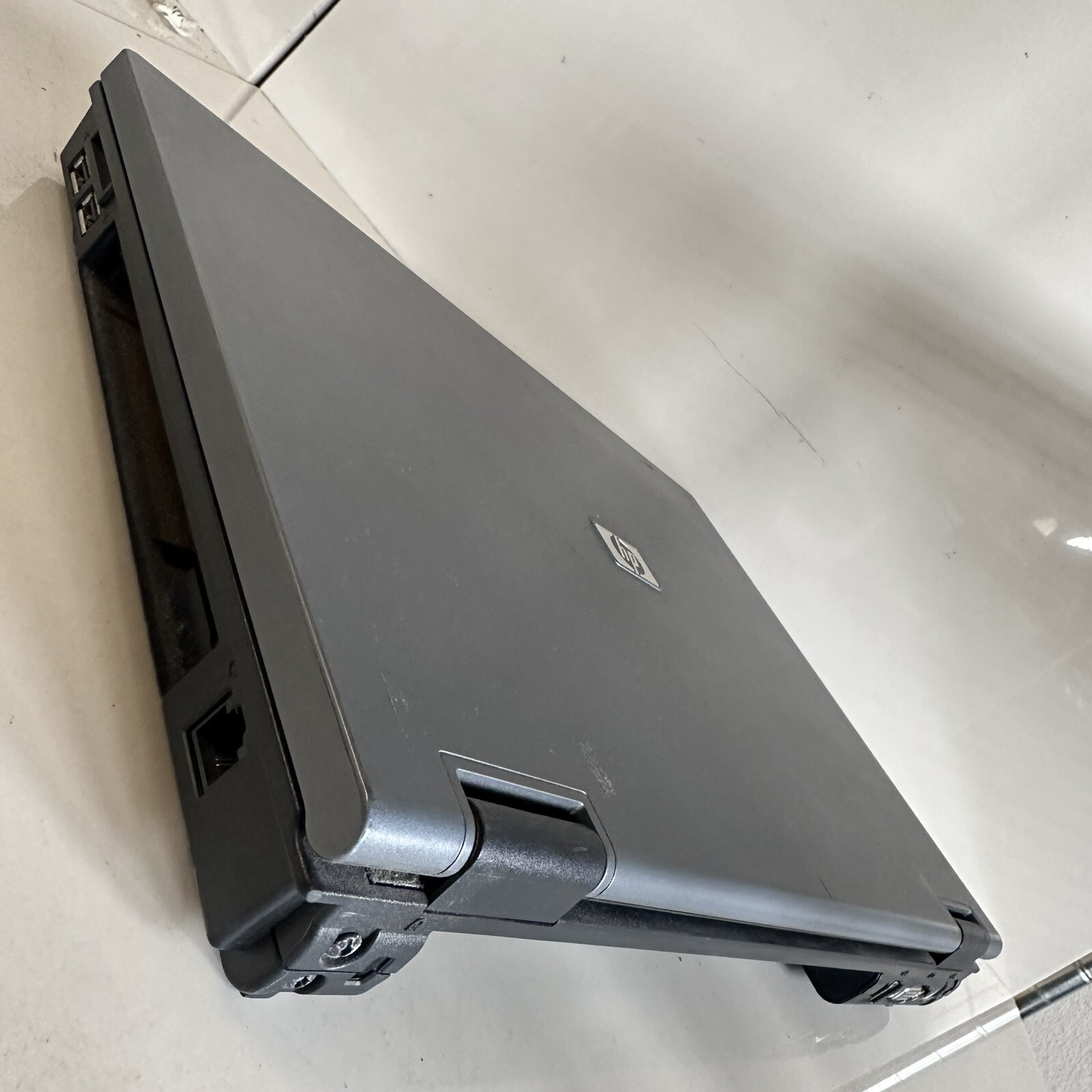 14.1” HP Compaq 6510b Laptop Intel Centrino Duo No HDD No RAM Scraps/Salvage