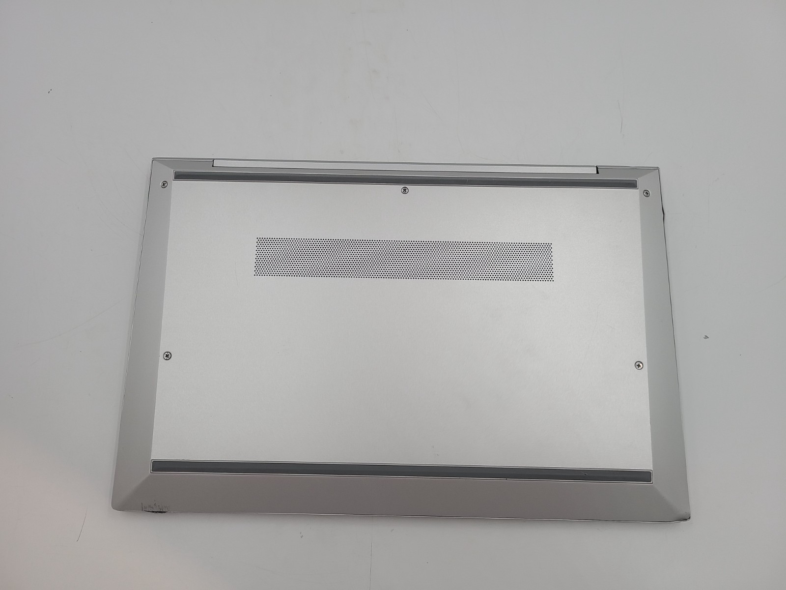 HP EliteBook 840 G8 i7-1165G7 2.80GHz 16GB Ram 256GB SSD Win 11 Pro