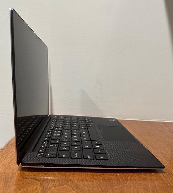 Dell XPS 13 9305 13.3″ Intel Core i7 8 GB Ram 256 GB – TOUCHSCREEN