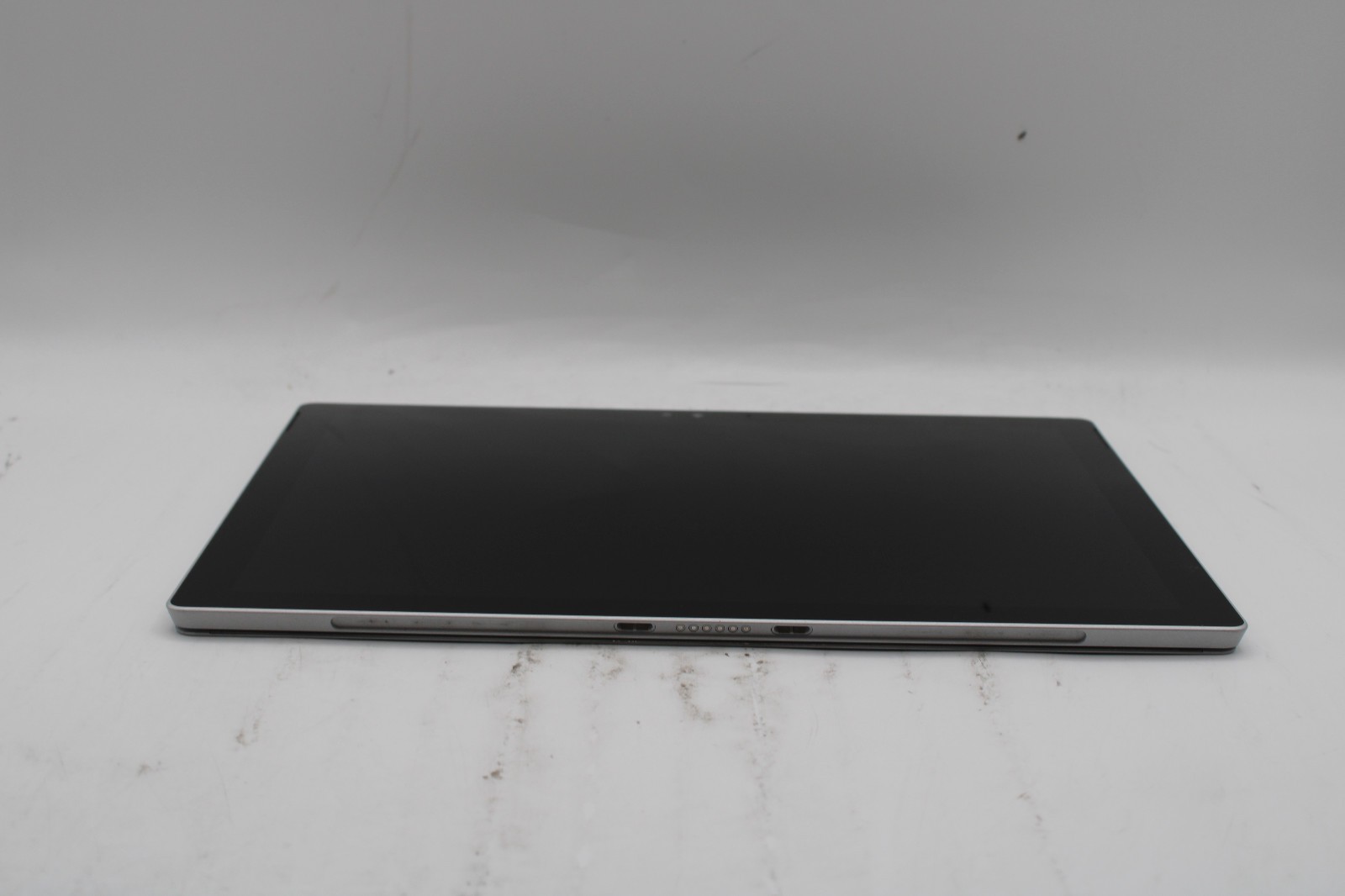 Microsoft Surface Pro 4 1724 i5-6300U 4GB RAM 128GB SSD No OS