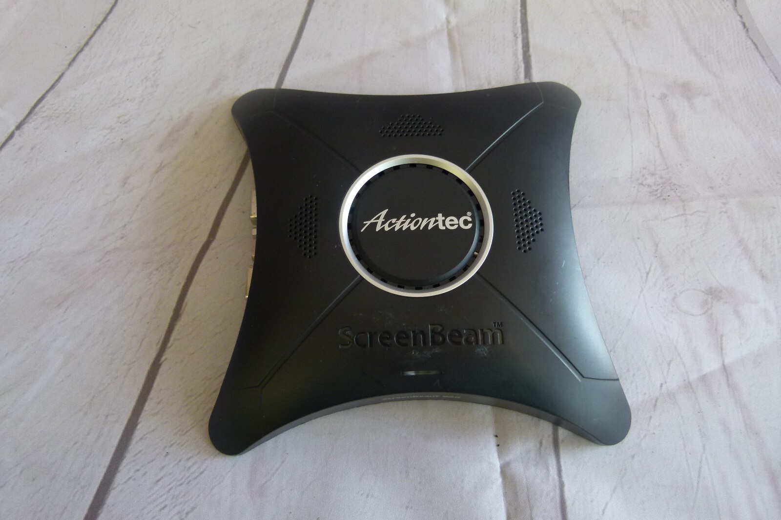 Actiontec SBWD960A Screen Beam 960 Wireless Display Receiver – DEVICE ONLY