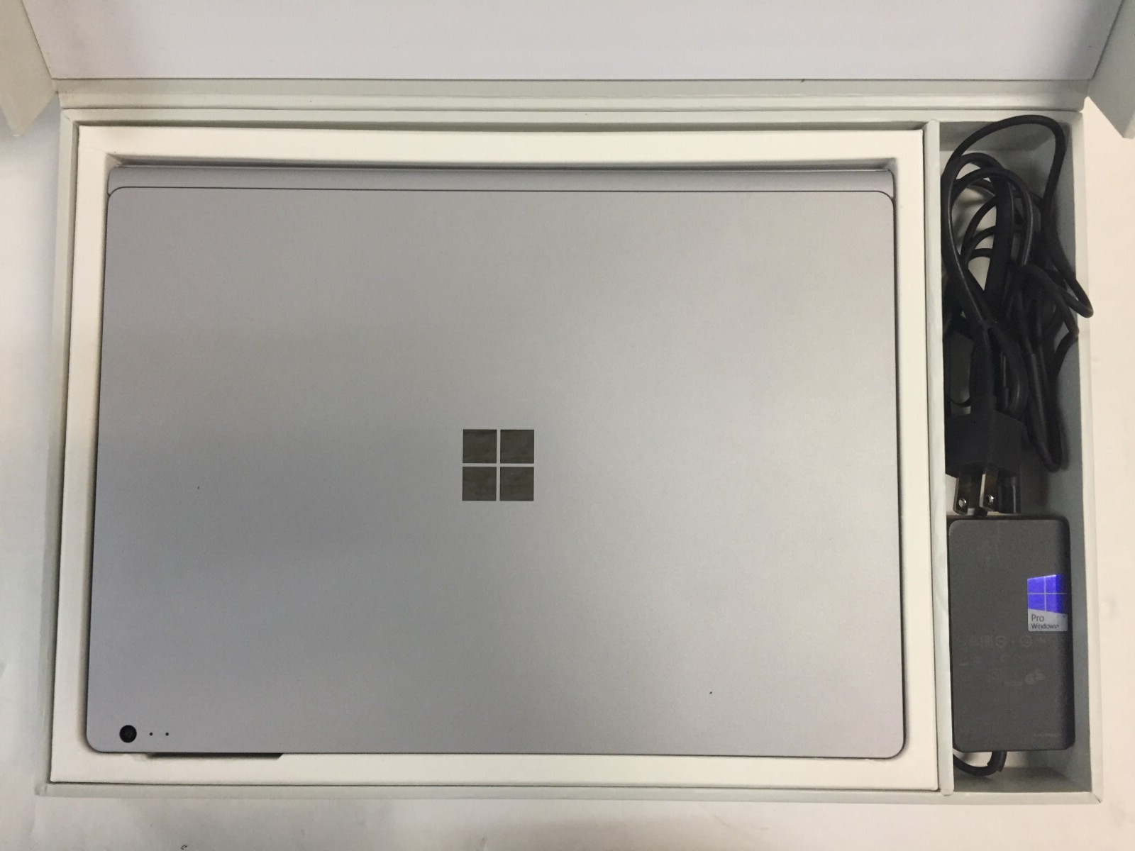*Bad Battery*Microsoft Surface Book 13.5″ Model 1703 1704/i5-6300/8GB/128GB/W10P