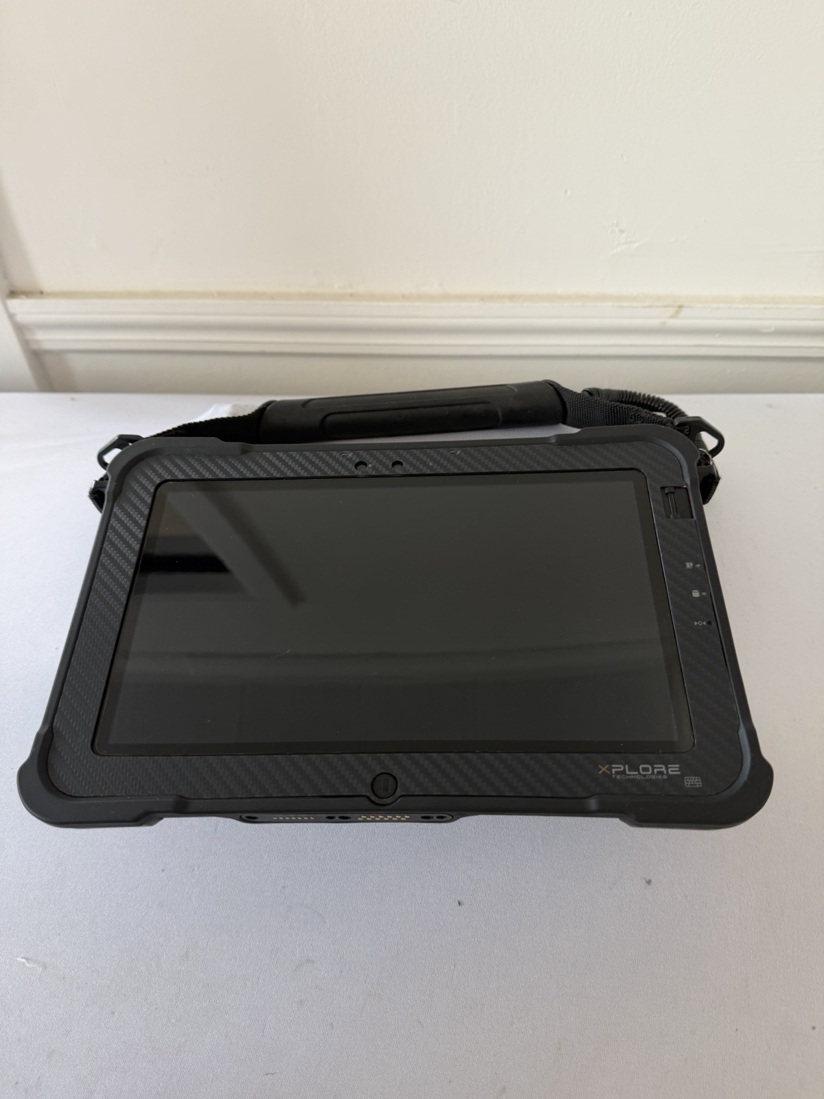 Xplore ix101B2 Laptop – Good Screen – Intel i5-535OU – RAM 8 GB – Read Des