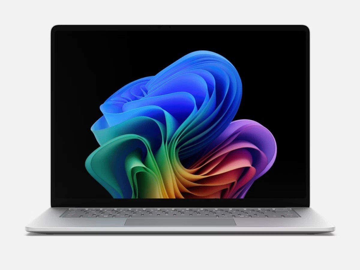 Microsoft Surface Laptop 15.0″ 2496 x 1664 Touch U7 32GB 512GB SSD Backlit K Pro