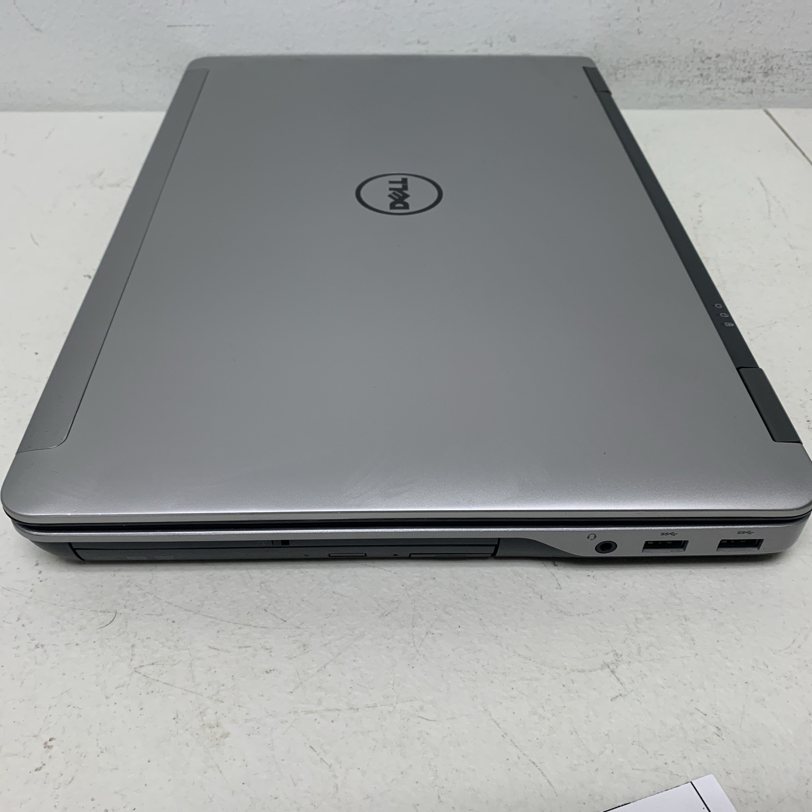 Dell Latitude E6540 Core i5 4310M 2.7GHz 4GB RAM 128gb SSD W10P Wind Not Activat