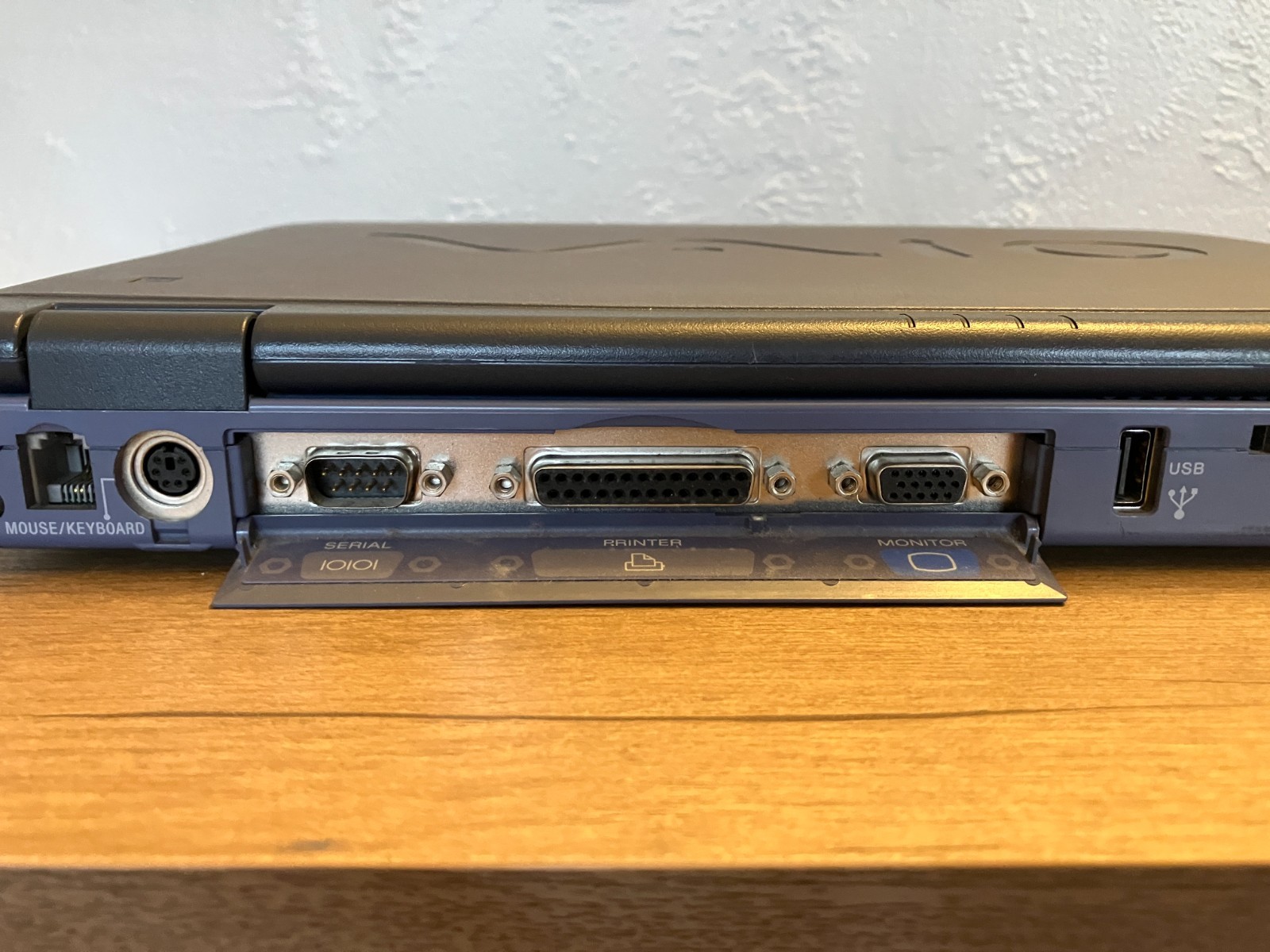 Sony VAIO PCG-F270 Notebook VINTAGE – Pentium II 333, 192Mb Ram, WiFi – WORKS!!!