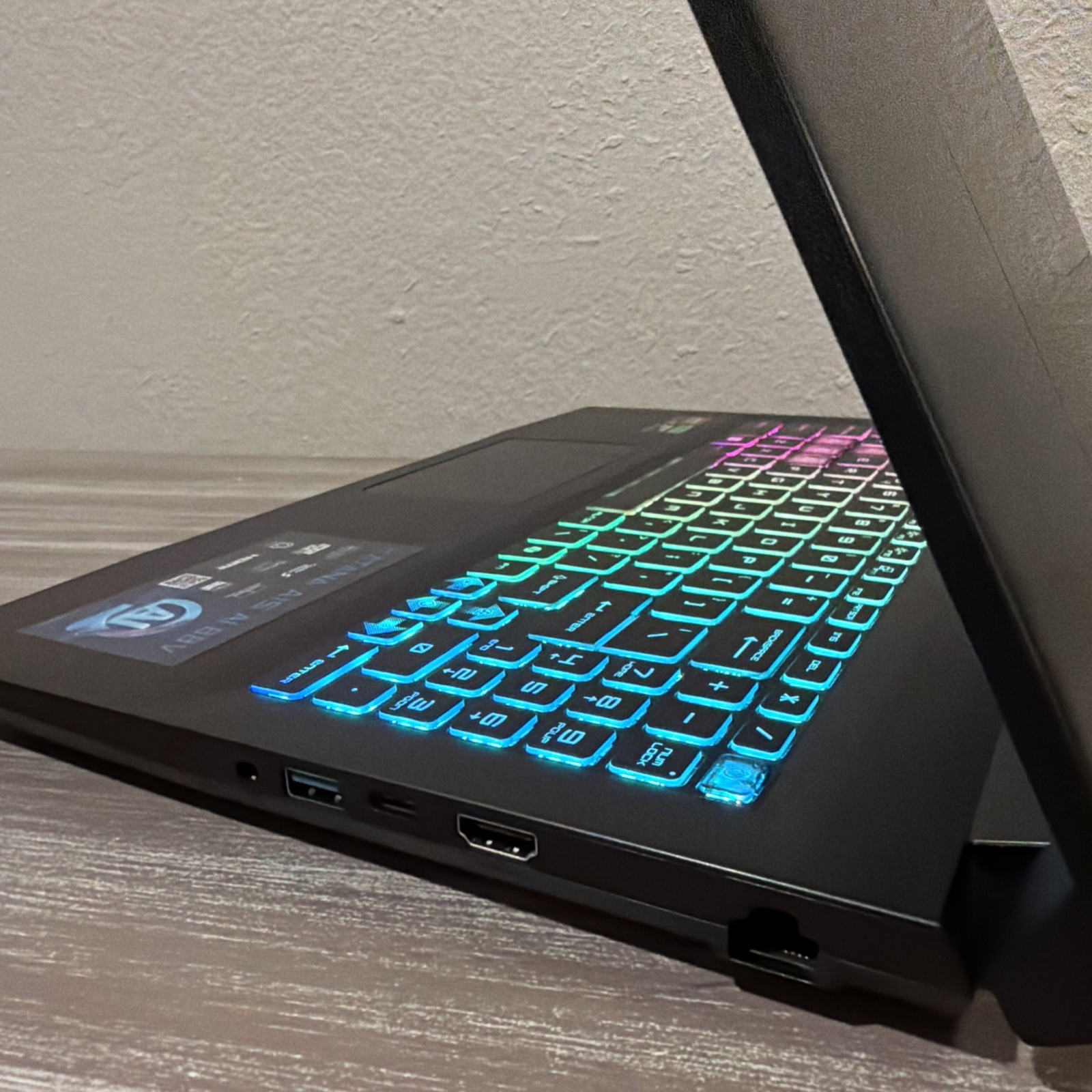 MSI Katana A15 AI Gaming Laptop AMD Ryzen 9 8945HS RTX 4070 16GB 1TB 15.6″ WIN11