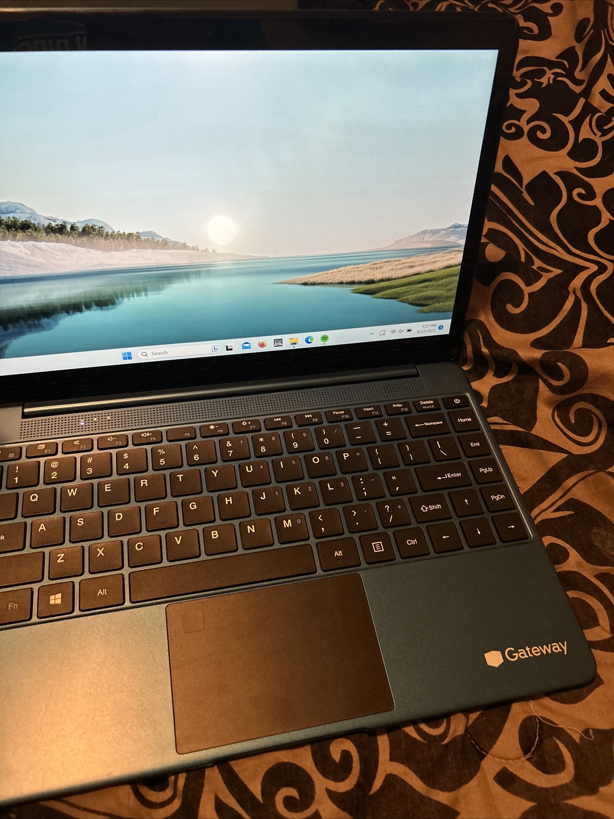 gateway laptop Model: GETN141-10BL. 512GB