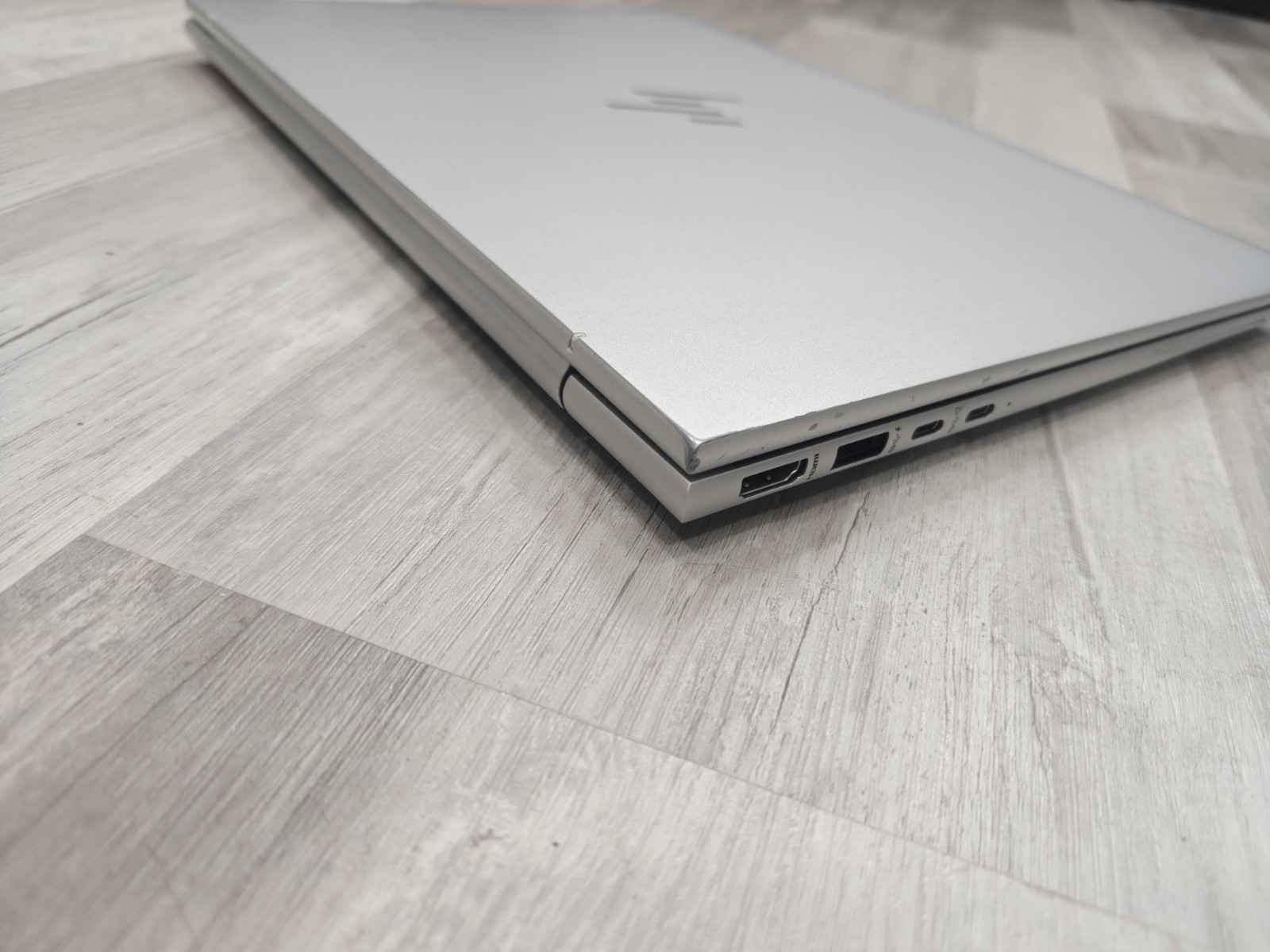 Hp EliteBook 840 14 inch G10 Notebook PC 14″ i7-1370p 16GB 512GB – Worn
