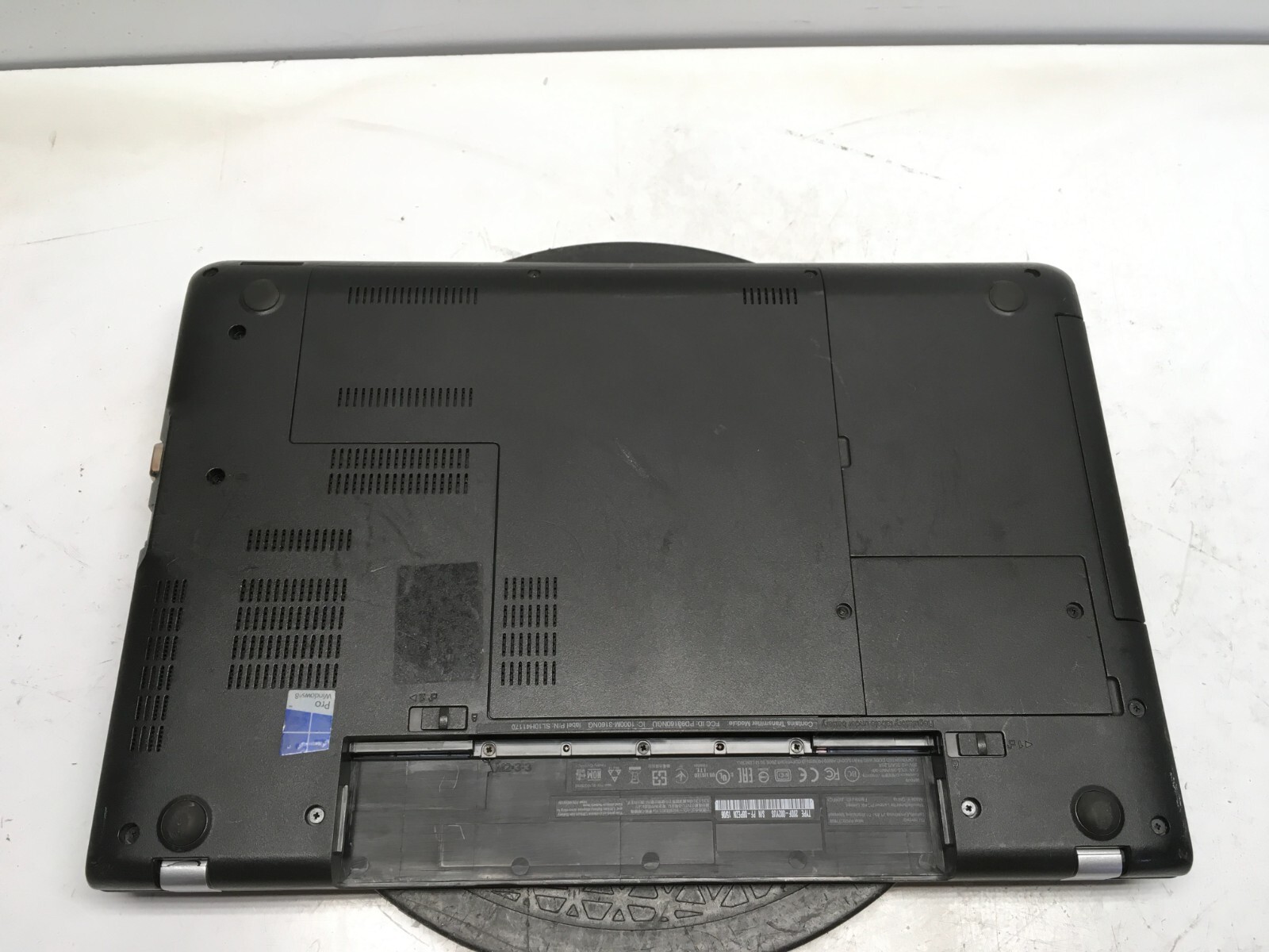 Lenovo ThinkPad E550 Intel i3-4005U 1.7GHz 4 GB NO HDD