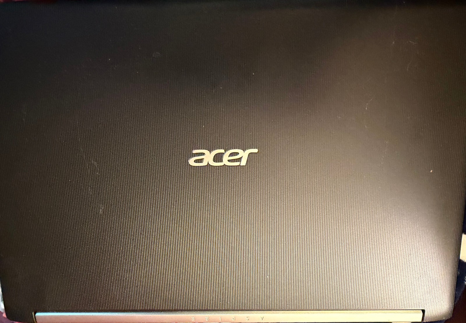 ACER ASPIRE E5-575 15.6″ Laptop | i3-7100U@2.40GHz | 8GB RAM | 1TB HDD | Win 10