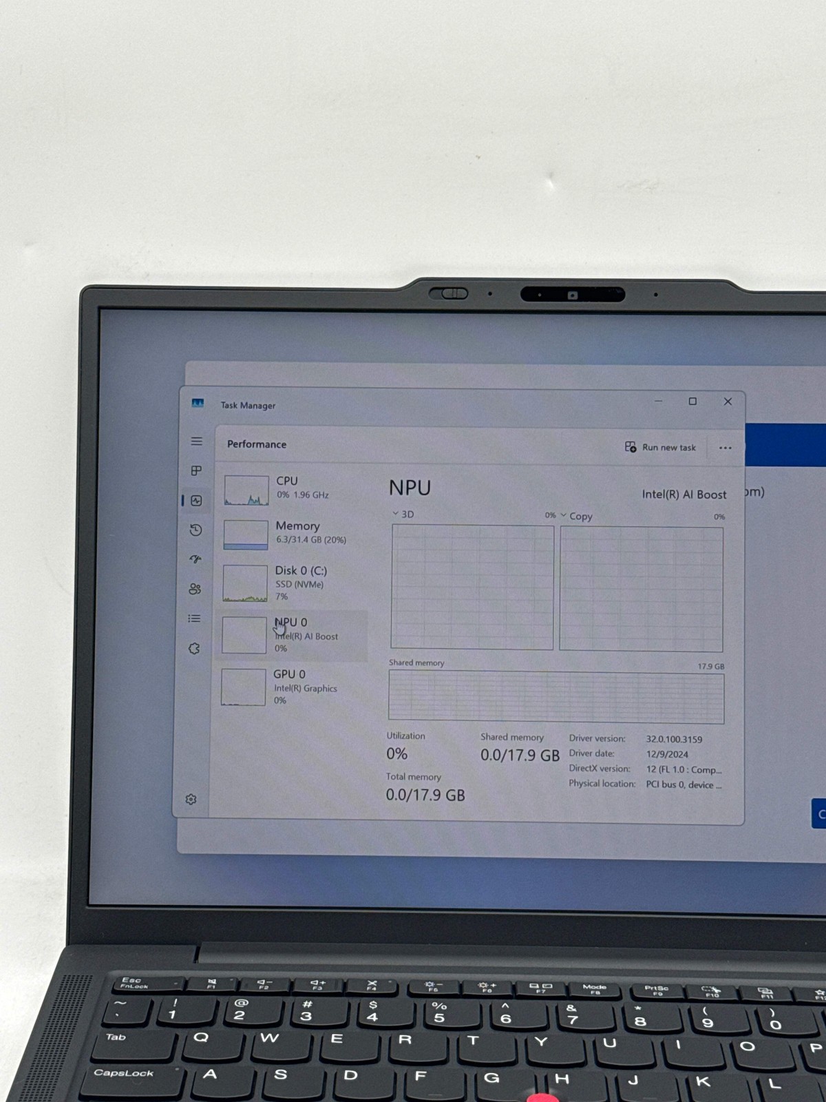 Lenovo ThinkPad X13 Gen 6 13.3″ intel Core Ultra 5 235U 512GB SSD 32GB DDR5 RAM
