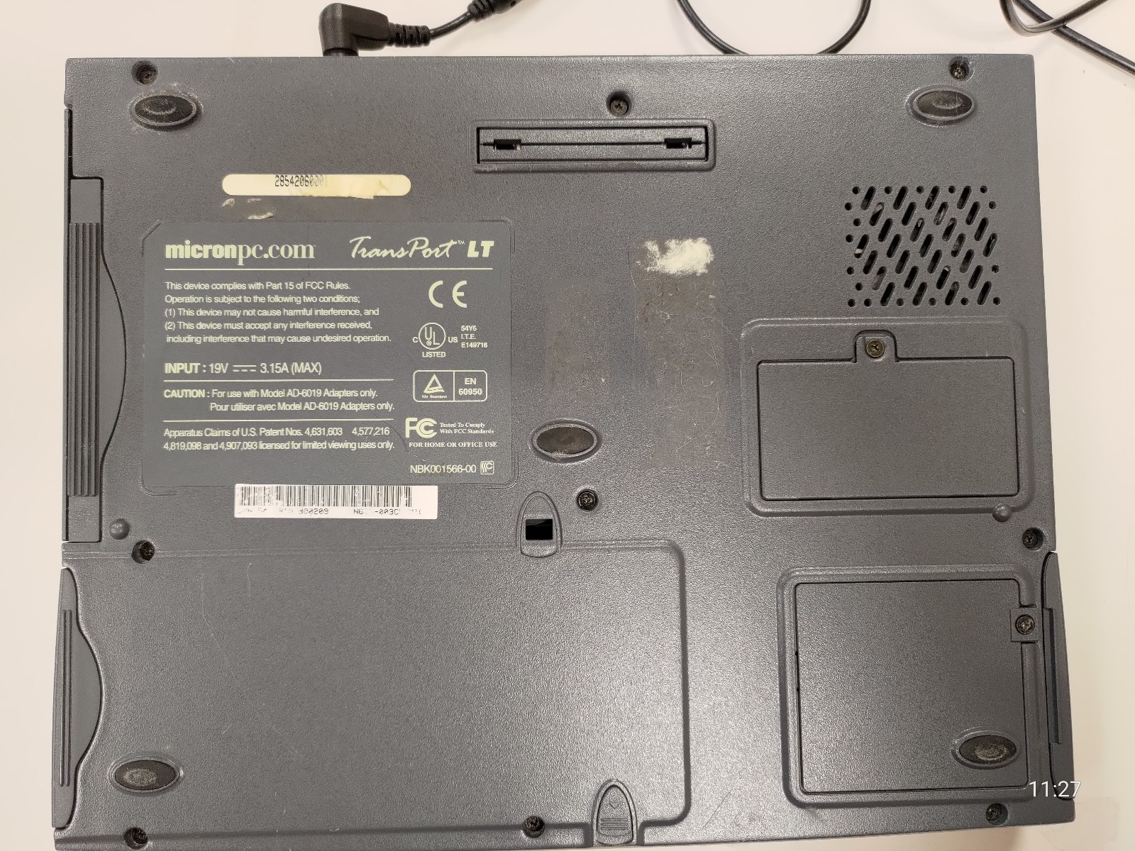 Micron TransPort LT, PIII, 320MB RAM, 10GB HDD, CDROM, 10/100 NIC, No OS, Tested