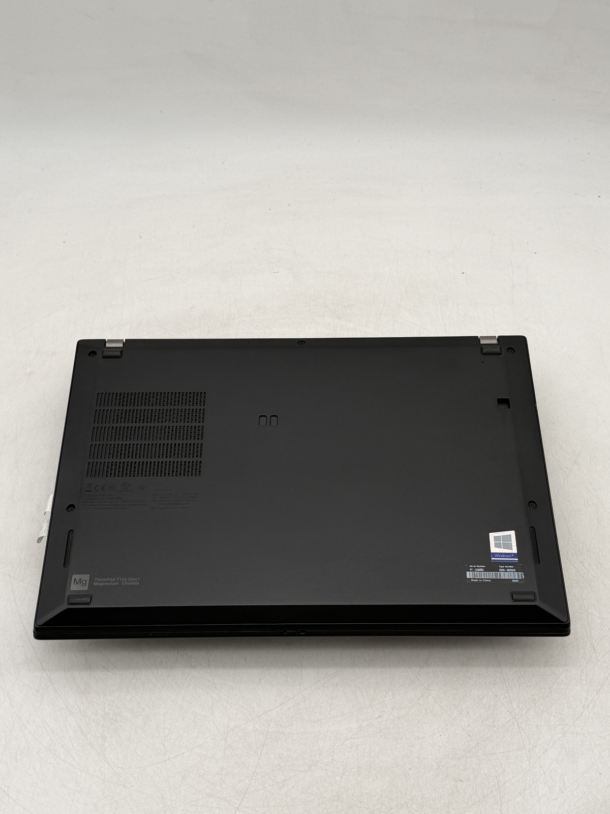 Lenovo ThinkPad T14s (Gen 1) 14inch i5-10310U 8GB 256GB NO OS Read