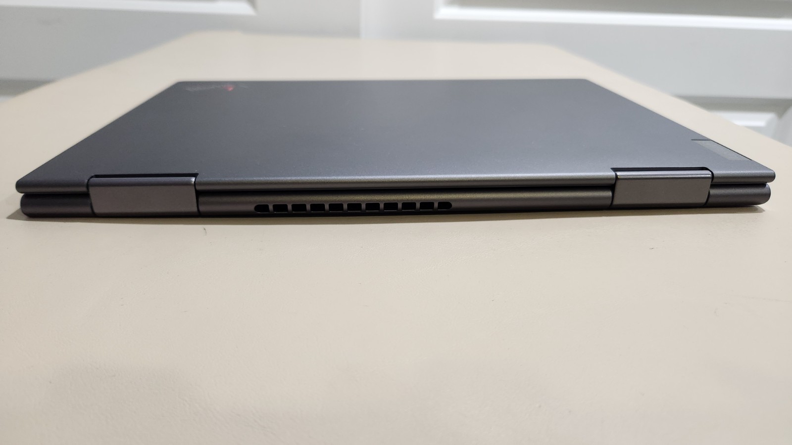 Lenovo ThinkPad X1 Yoga Gen 6 14″ Touch 16GB RAM 512GB SSD Win 11 Pro,