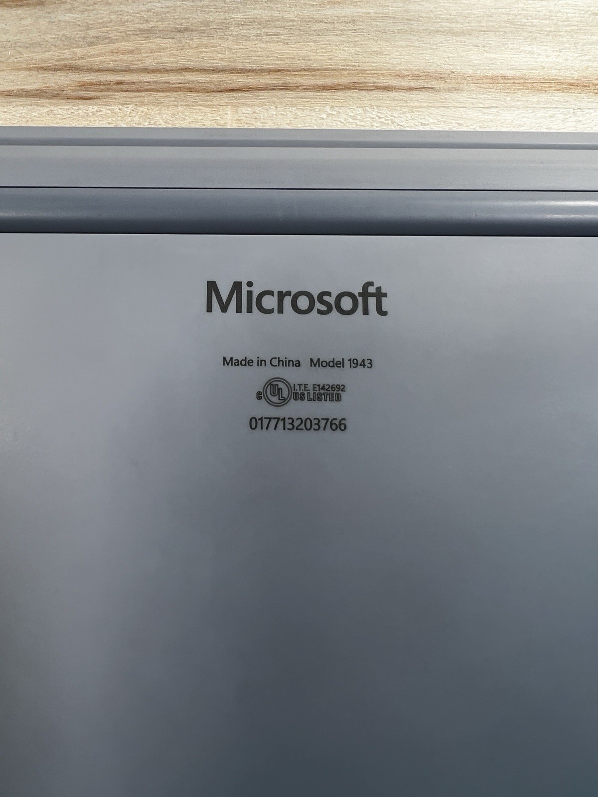Microsoft 12.4 inch (128GB, Intel Core i5 10th Gen., 1GHz, 8GB) Notebook/Laptop