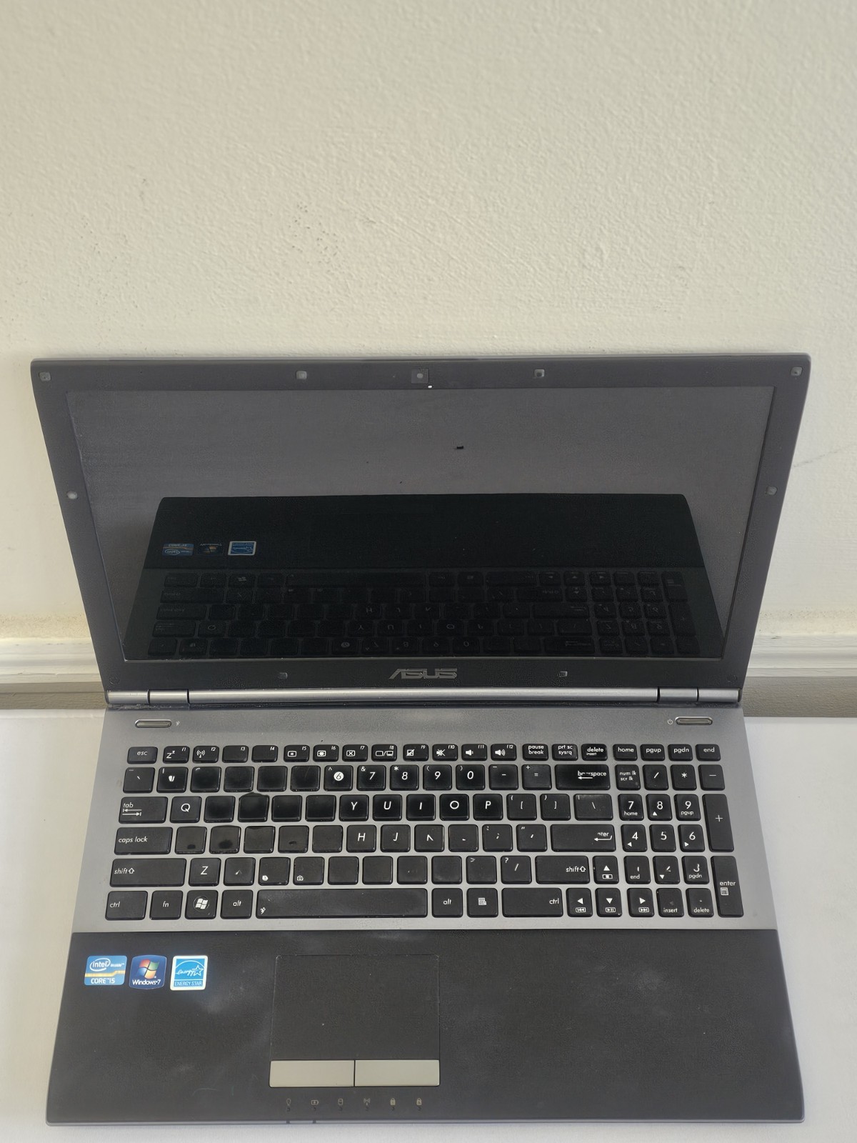 ASUS U56E Laptop – Intel i5-2410M – 6GB RAM – 640GB HDD – BAD BATT – Read Desc.