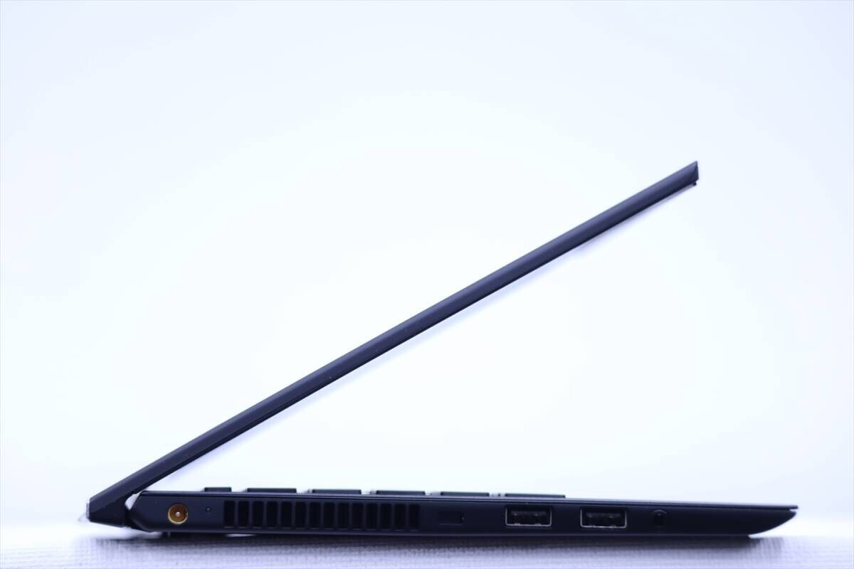 SONY VAIO VJPJ11C12N i5-8265U 8GB/SSD512GB win11pro 12.5in Black From JP