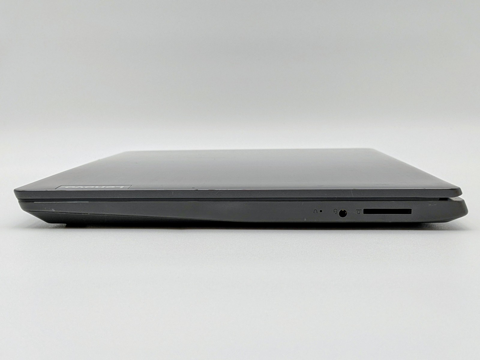 Lenovo V14-ARE Type 82DQ 14″ FHD RYZEN 5 4500U 256GB SSD 8GB W11P
