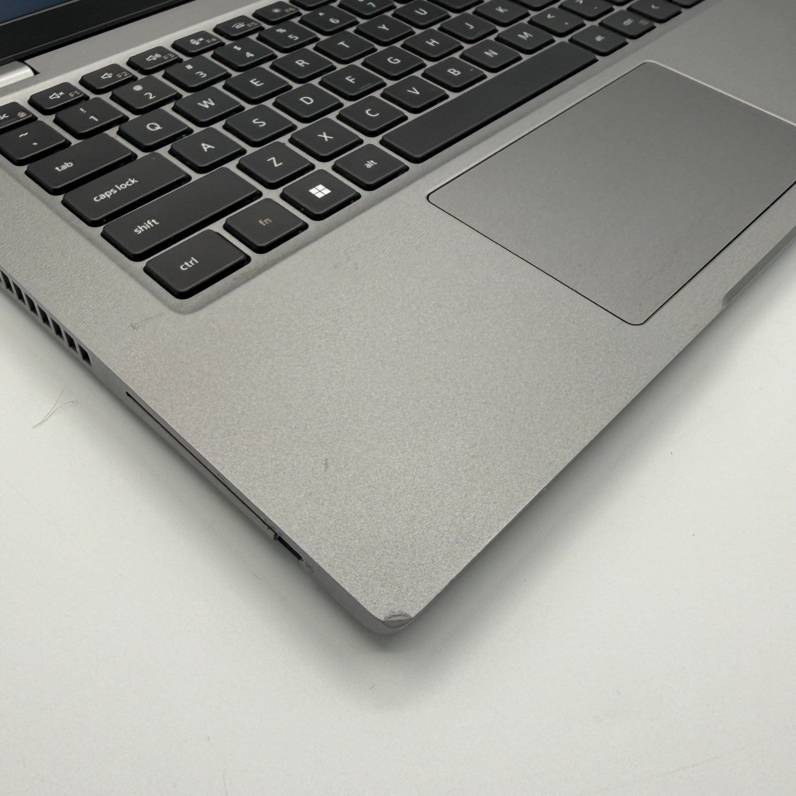 Dell Latitude 5430 14″ Laptop i5-1235U 8GB RAM 256GB SSD Windows 11 Pro