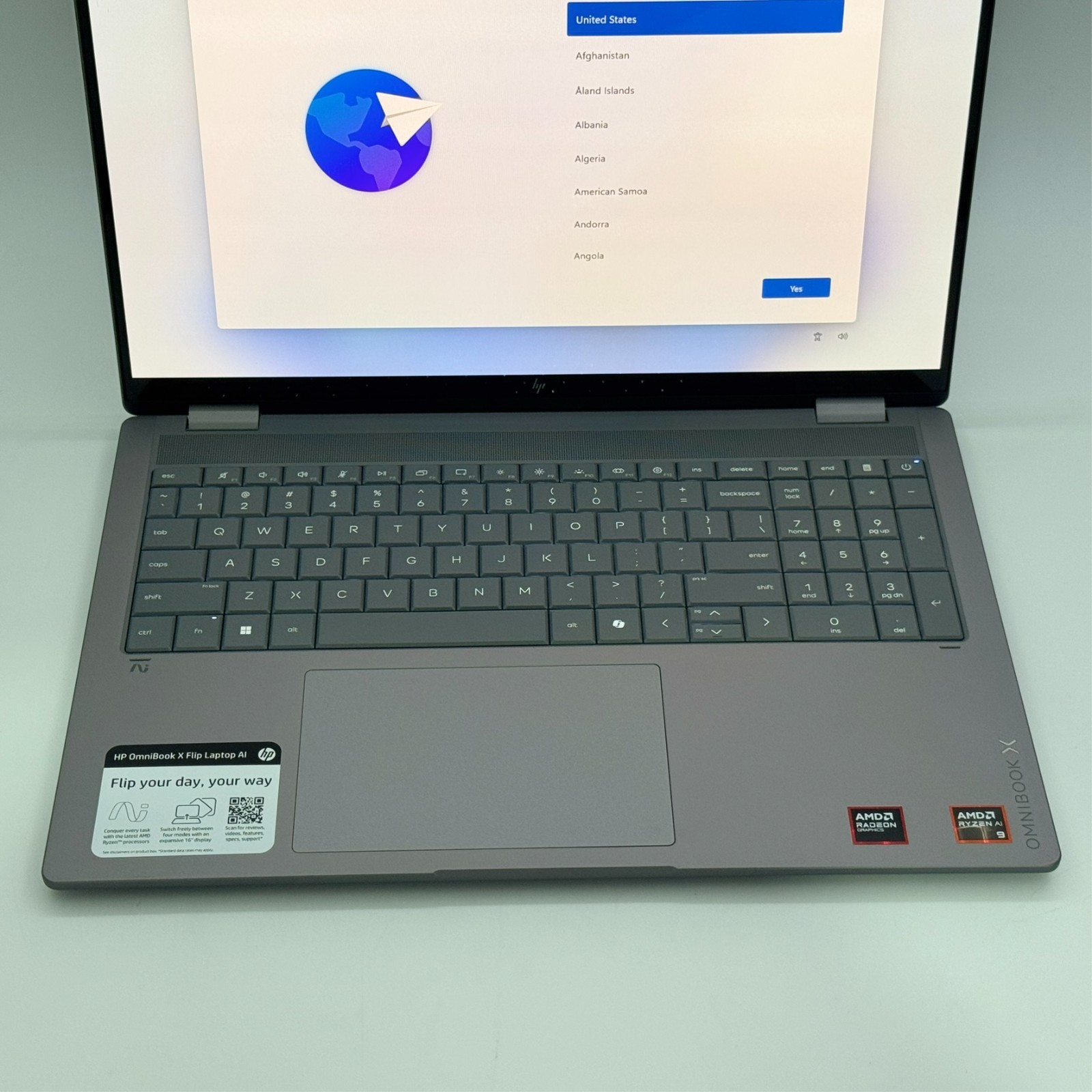HP OmniBook X Flip 16″ 2K OLED Touch Ryzen AI 9 465 32GB 512GB Copilot+ Laptop