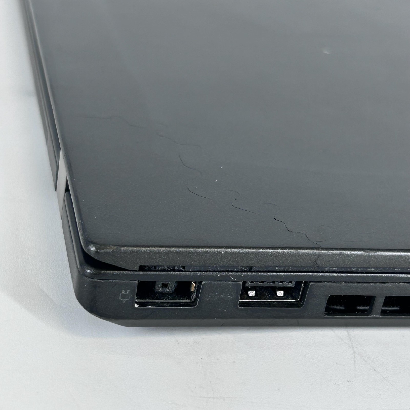 Lenovo ThinkPad T450s 14 HD i5-5300U 2.30GHz 8GB 256GB SSD Good – Bad Battery