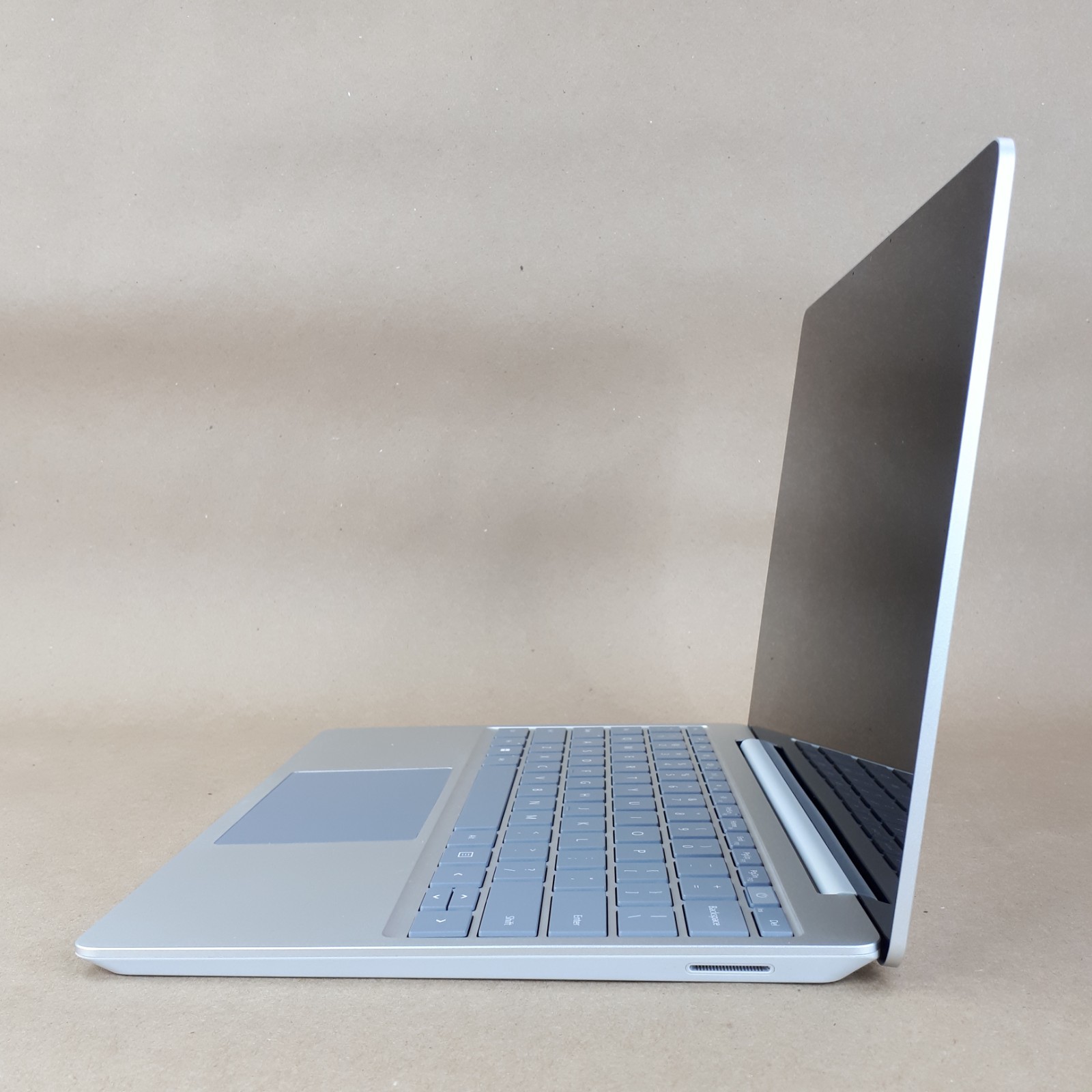 Microsoft Surface Laptop Go 3 2013 Touch i5-1235U 2.50 16GB RAM 256GB W11P H3966
