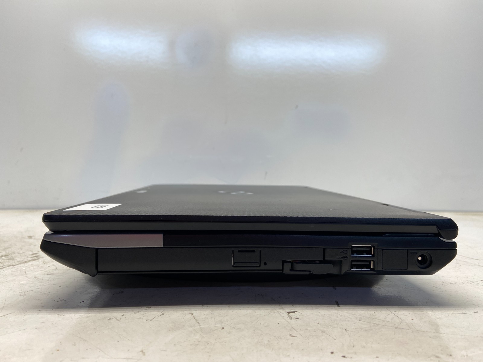 Fujitsu LifeBook E752 Intel i5-3340M 2.7GHz 4 GB NO HDD