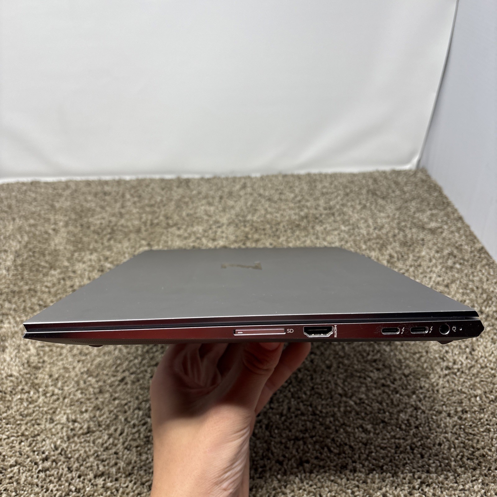 HP ZBook Studio G8 Intel i7 11800H 2.30GHz 32GB RAM 512GB SSD 15.6″ FHD TESTED