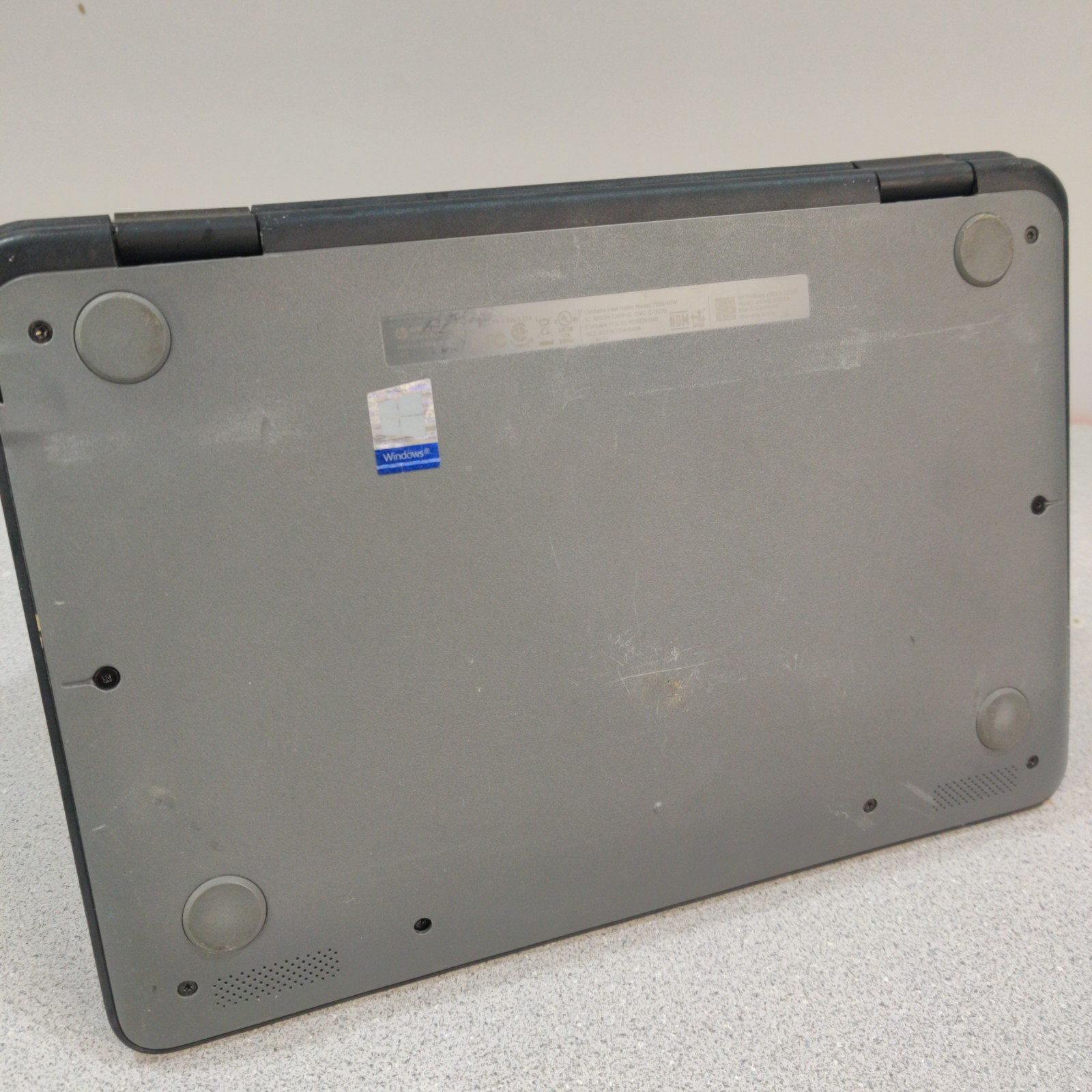HP ProBook x360 11 G2 EE m3-7Y30 8GB RAM NO SSD/OS/AC ADAPTER FOR PARTS NO POWER
