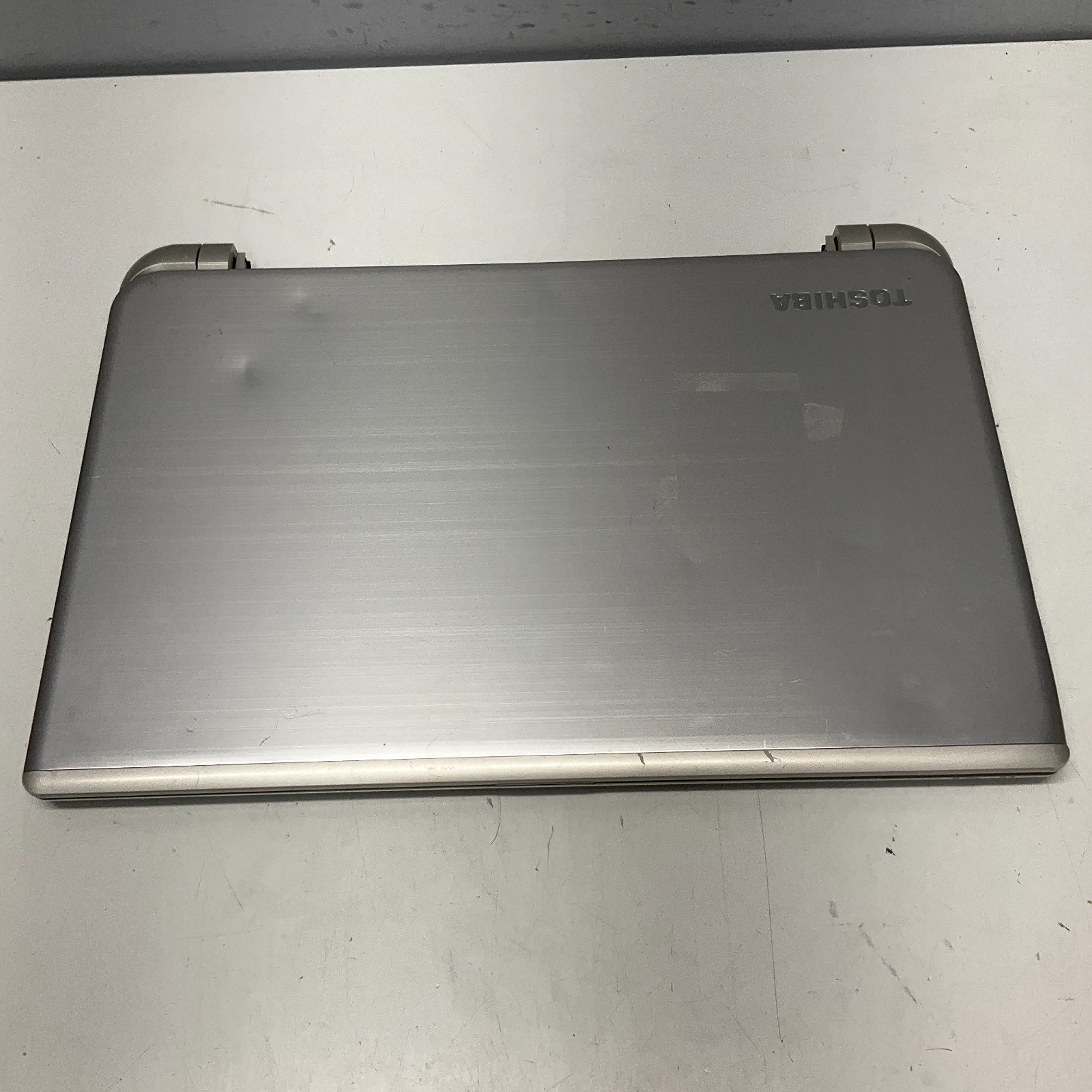 Toshiba Satellite S55 Laptop Intel core i7 4th Gen FOR PARTS ONLY BROKEN LCD