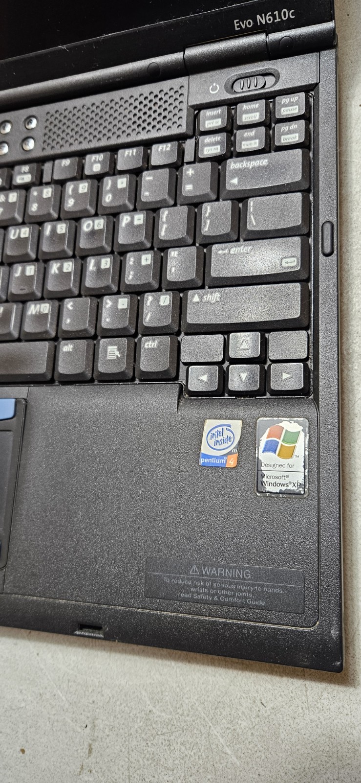 Compaq Evo N610c – Pentium 4 – For Parts Only – No AC Adapter – No HDD