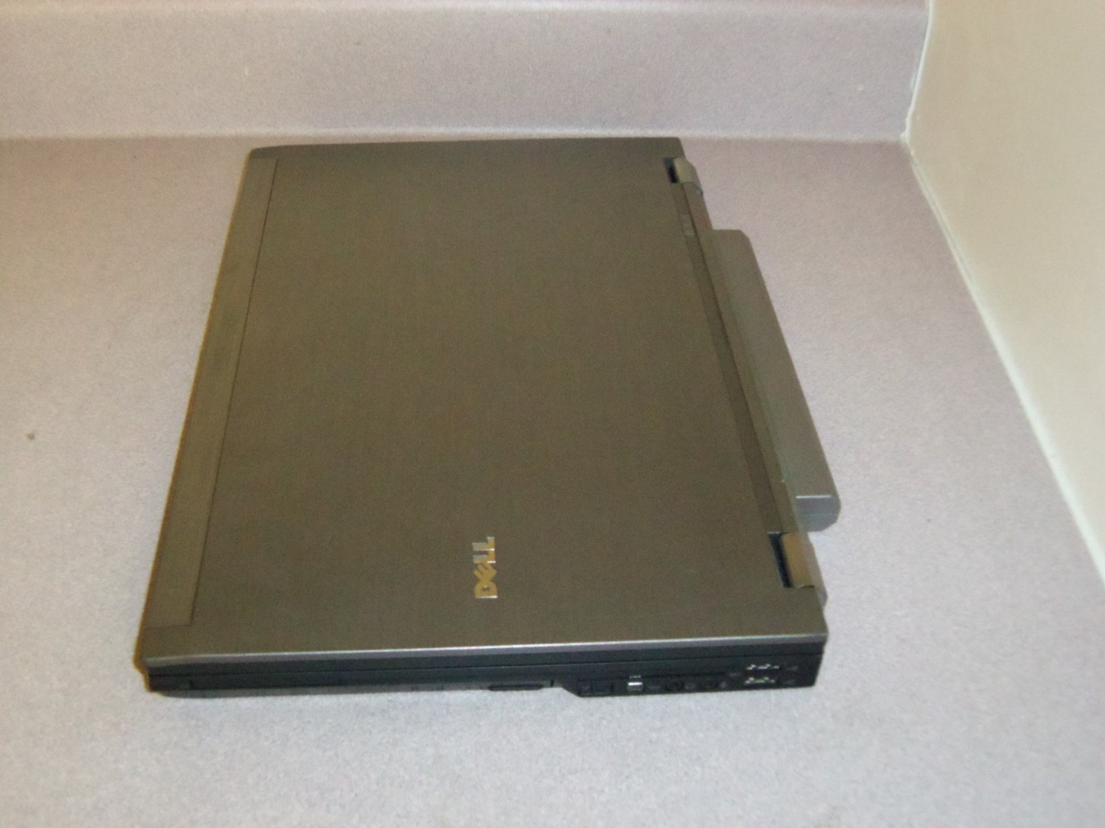 LIGHT GAMING i5 2.40GHz 8G RAM,256GB SSD,WIN11,CAM,DVDRW