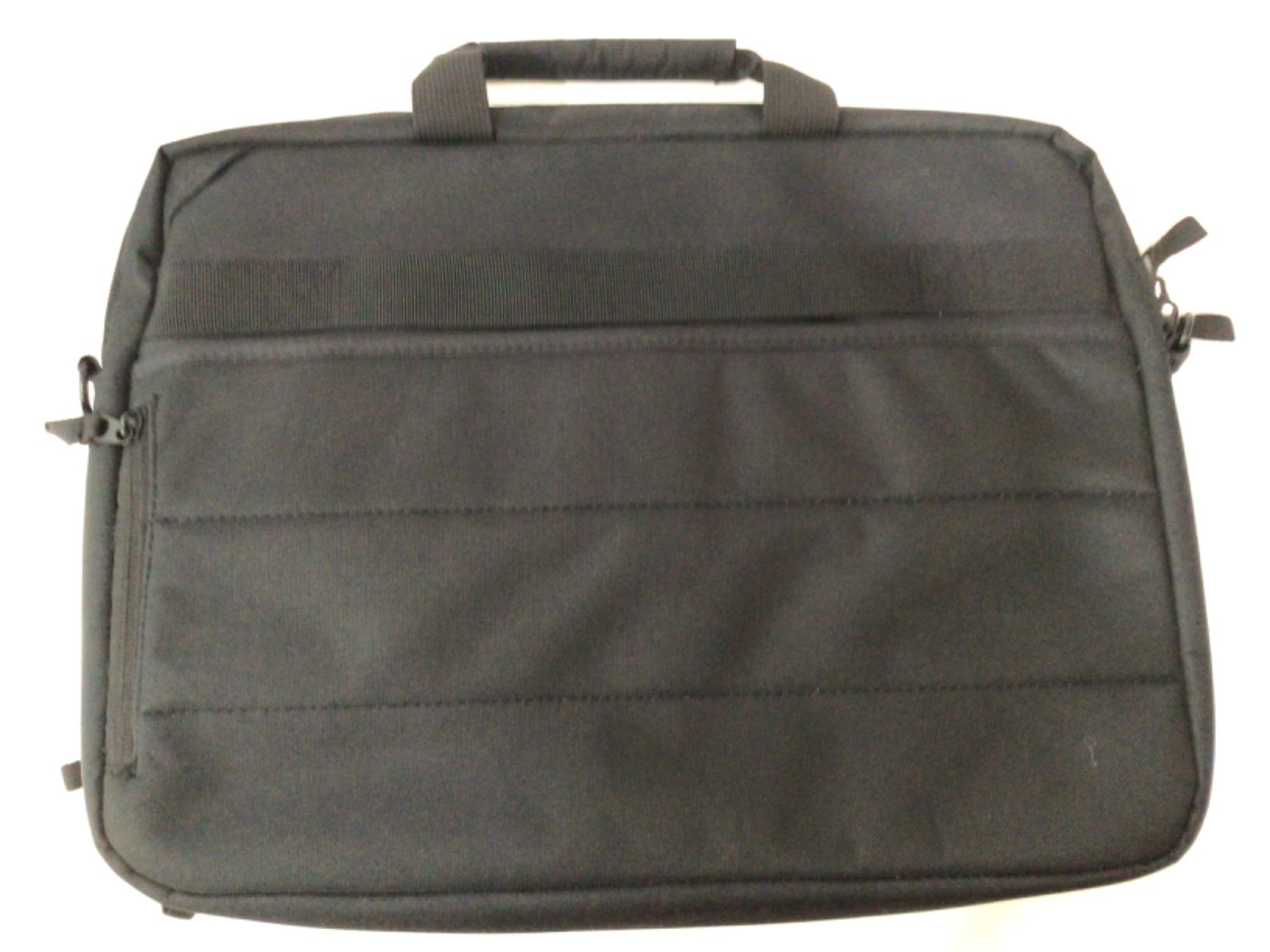 HP 15-af131dx Notebook AMD A6-5200 APU 4GB 500GB with Adapter & HP Soft Case