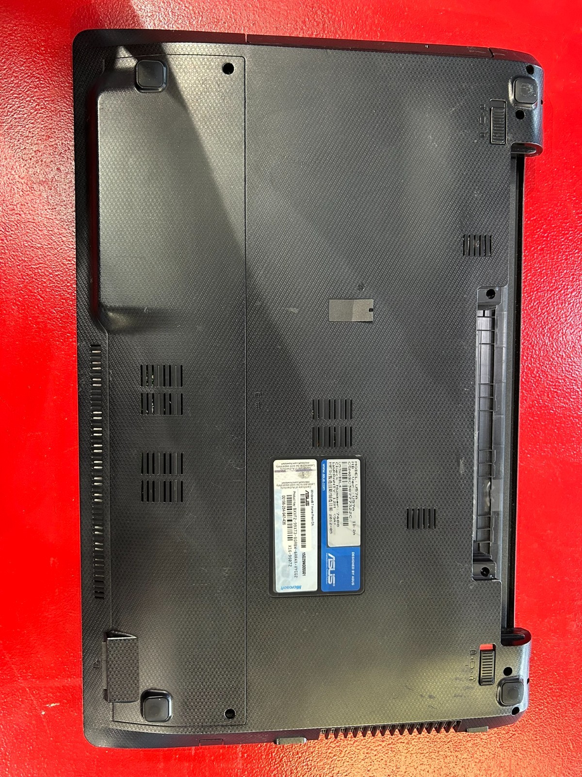 “ASUS VivoBook 15 X512 Ryzen / Core i3 Laptop – No Battery – FOR PARTS / REPAIR