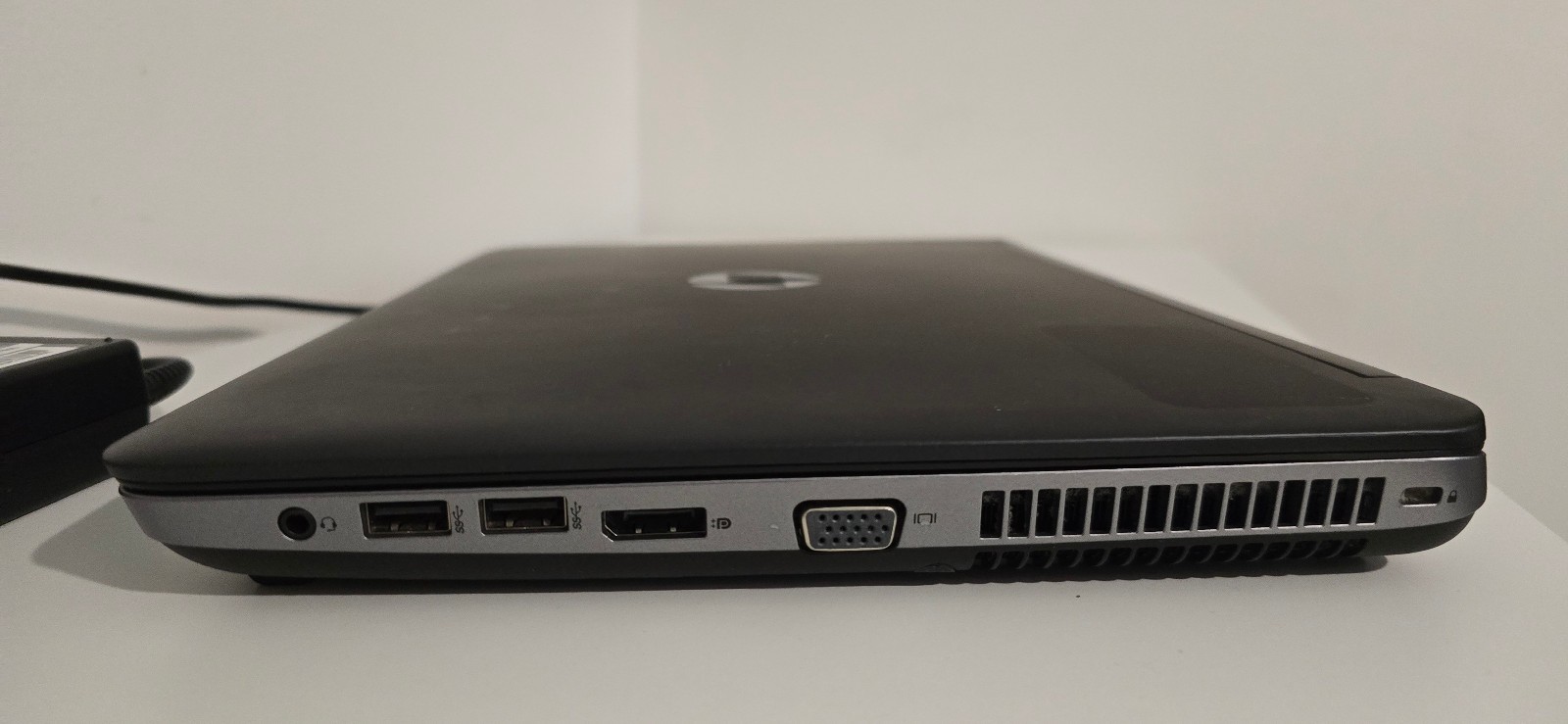 HP ProBook 640 G1 Intel Core i5-4300M 2.60GHz 8GB RAM 256GB SSD Win 10 Pro