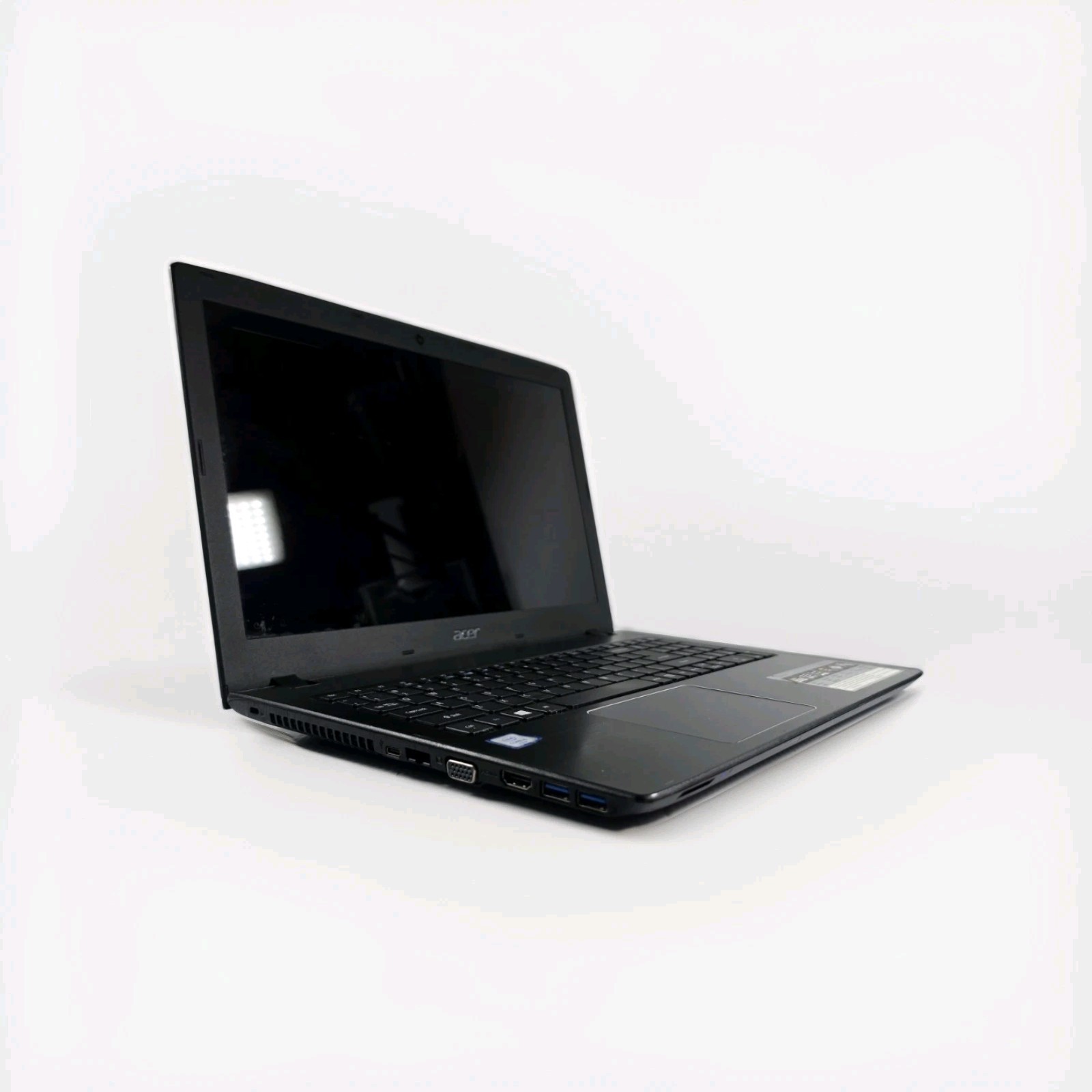 Acer Aspire E5-575 Intel i5 6200U 2.3GHz 8GB RAM 750GB HD Windows 10