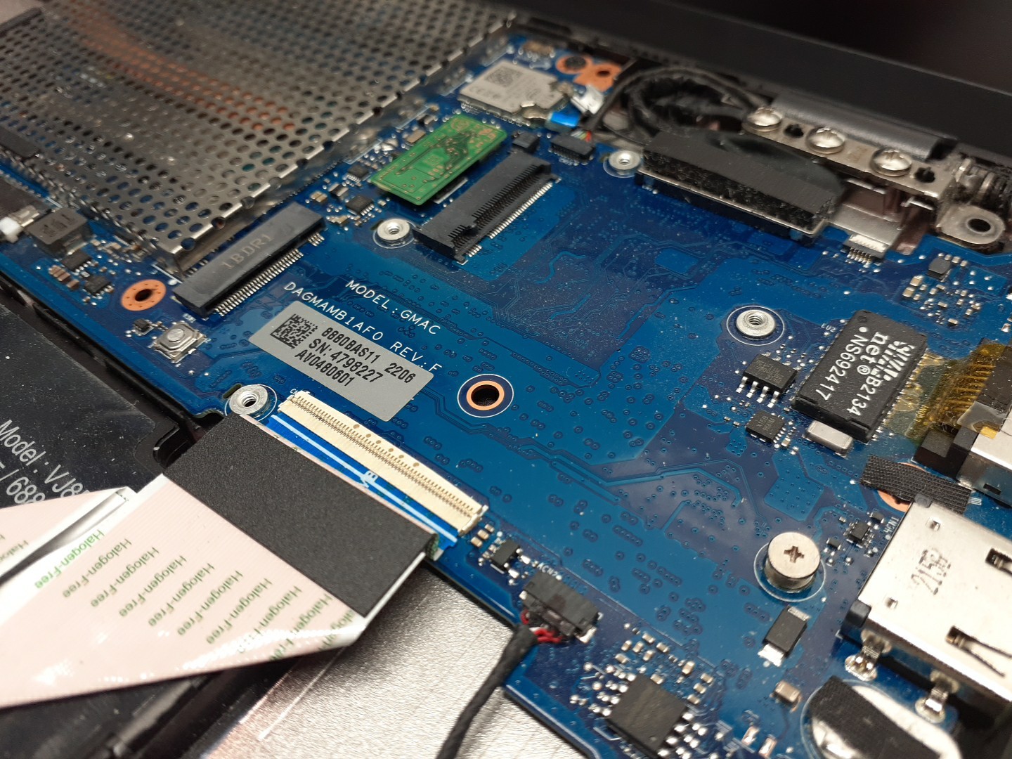 Sony VAIO SX14 i5-1155G7 16gb Bios locked no ac or ssd (READ) AS IS PARTS