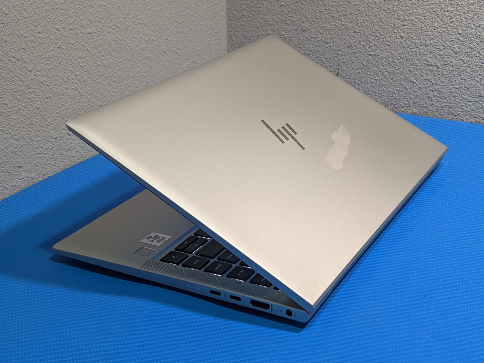 HP EliteBook 840 G7 14″FHD Intel Core vPRO i7-10th Gen 1.8GHz 8GB 256GB SSD W11P