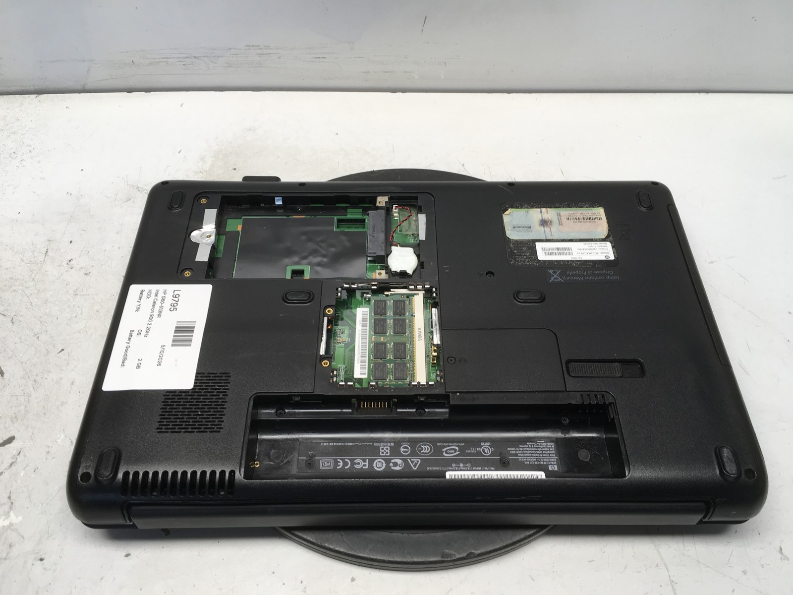 HP G60-513NR Intel Celeron 900 2.2GHz 2 GB NO HDD No Batt