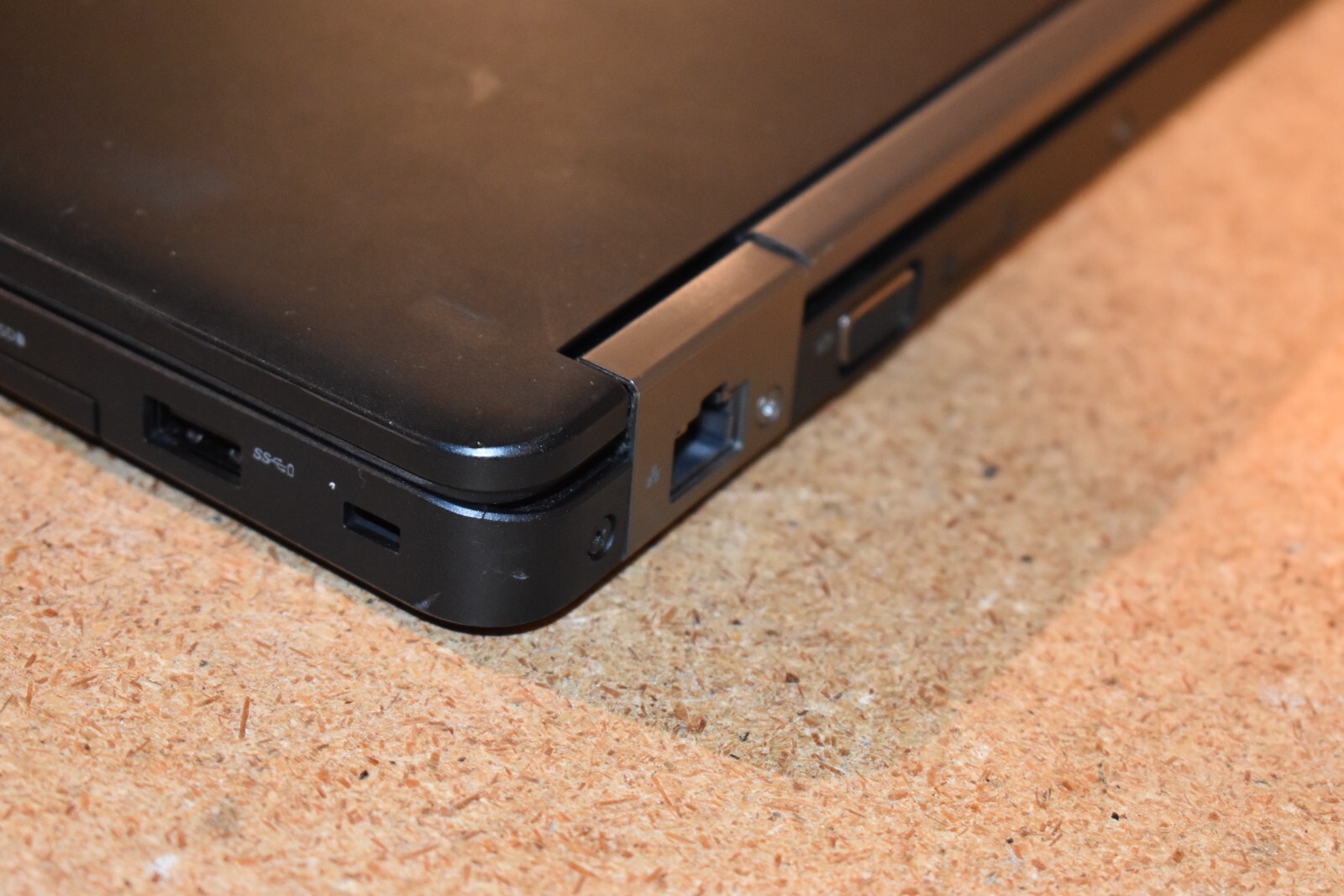 Dell Latitude E5470 Quad Core i5-6440HQ 2.6GHz 256GB SSD Windows 7 Pro 32-bit