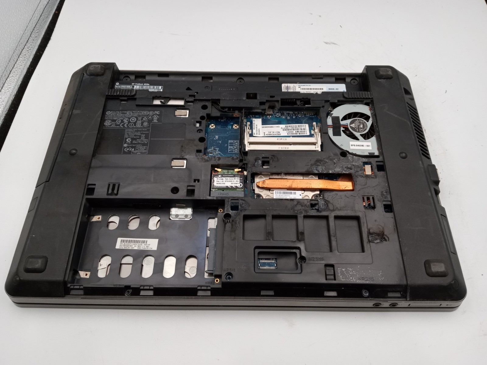 HP ProBook 4530s 15″ Laptop Intel Core i5-2450M – LIQUID DAMAGE – READ -RR