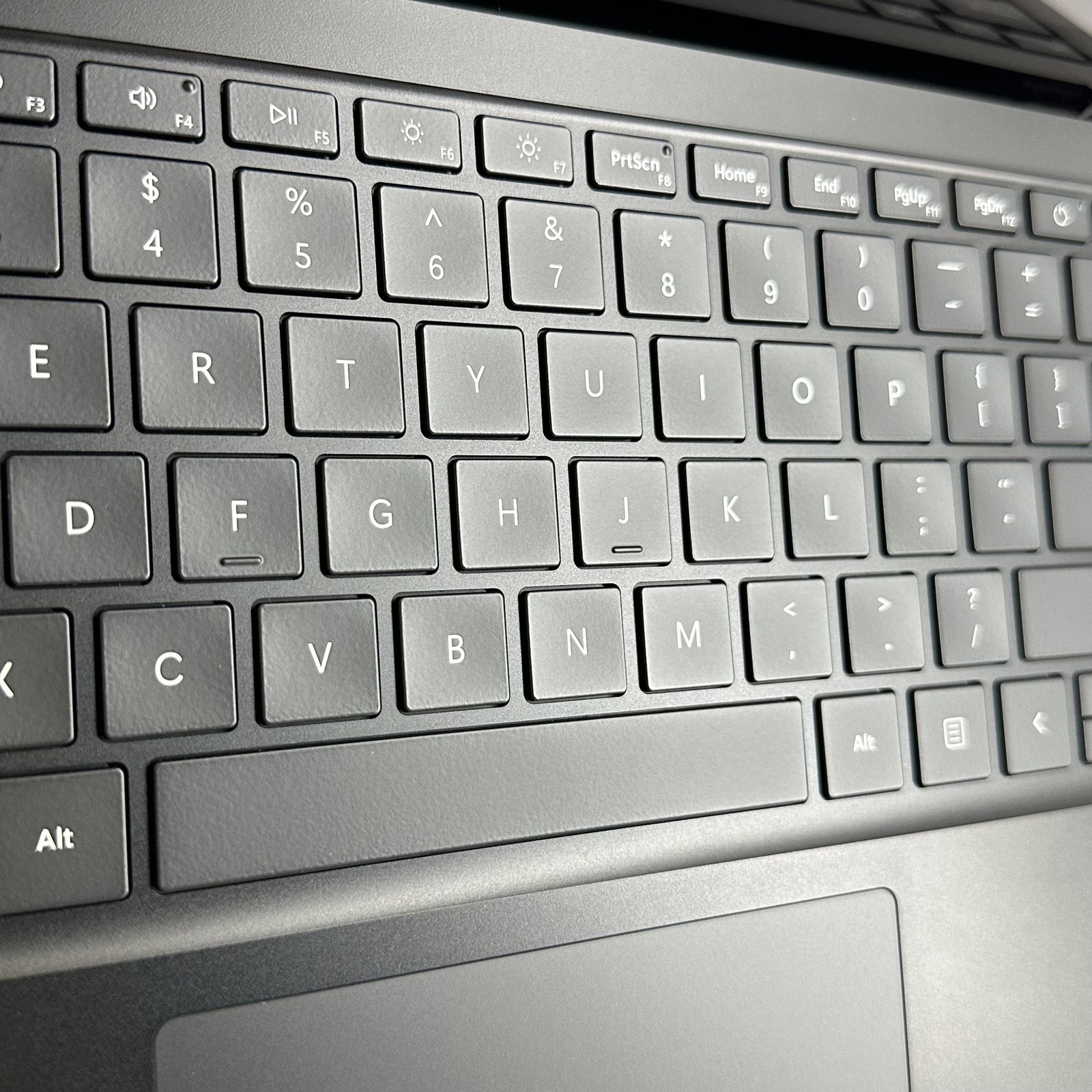 Microsoft Surface Laptop 5 13.5 2K TOUCH 2.7 GHz i7-1265U 16GB 512GB SSD Good