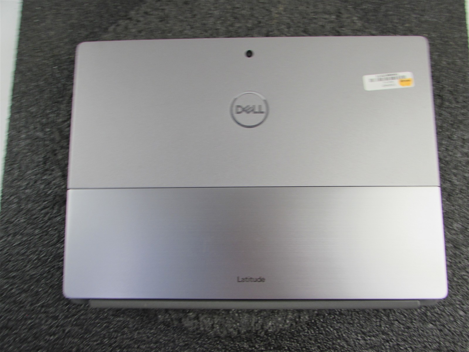 DELL LATITUDE 7320 (Detachable) 1920X1280 I7-1180G7 256GB SSD 16GB RAM NO O.S