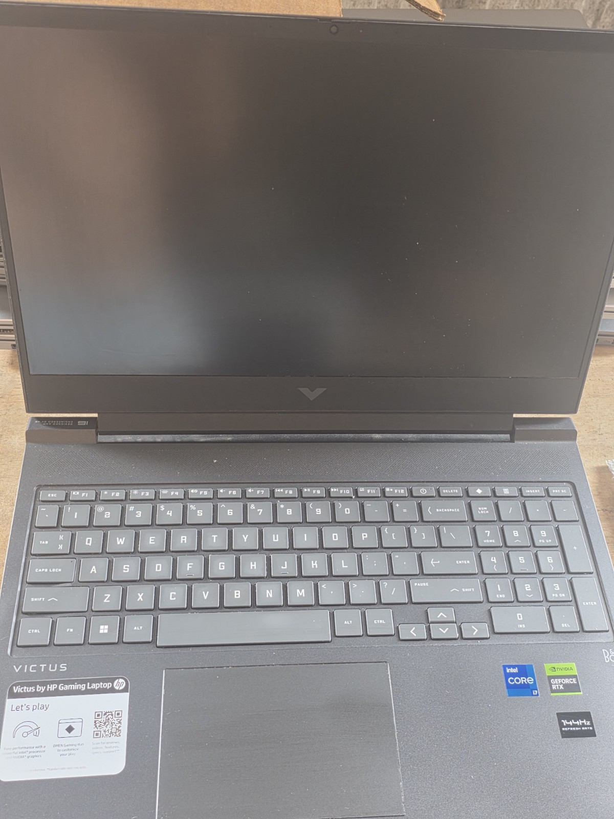 HP Victus 16-r0073cl 16.1″ FHD i7-13700HX RTX 4060 Post