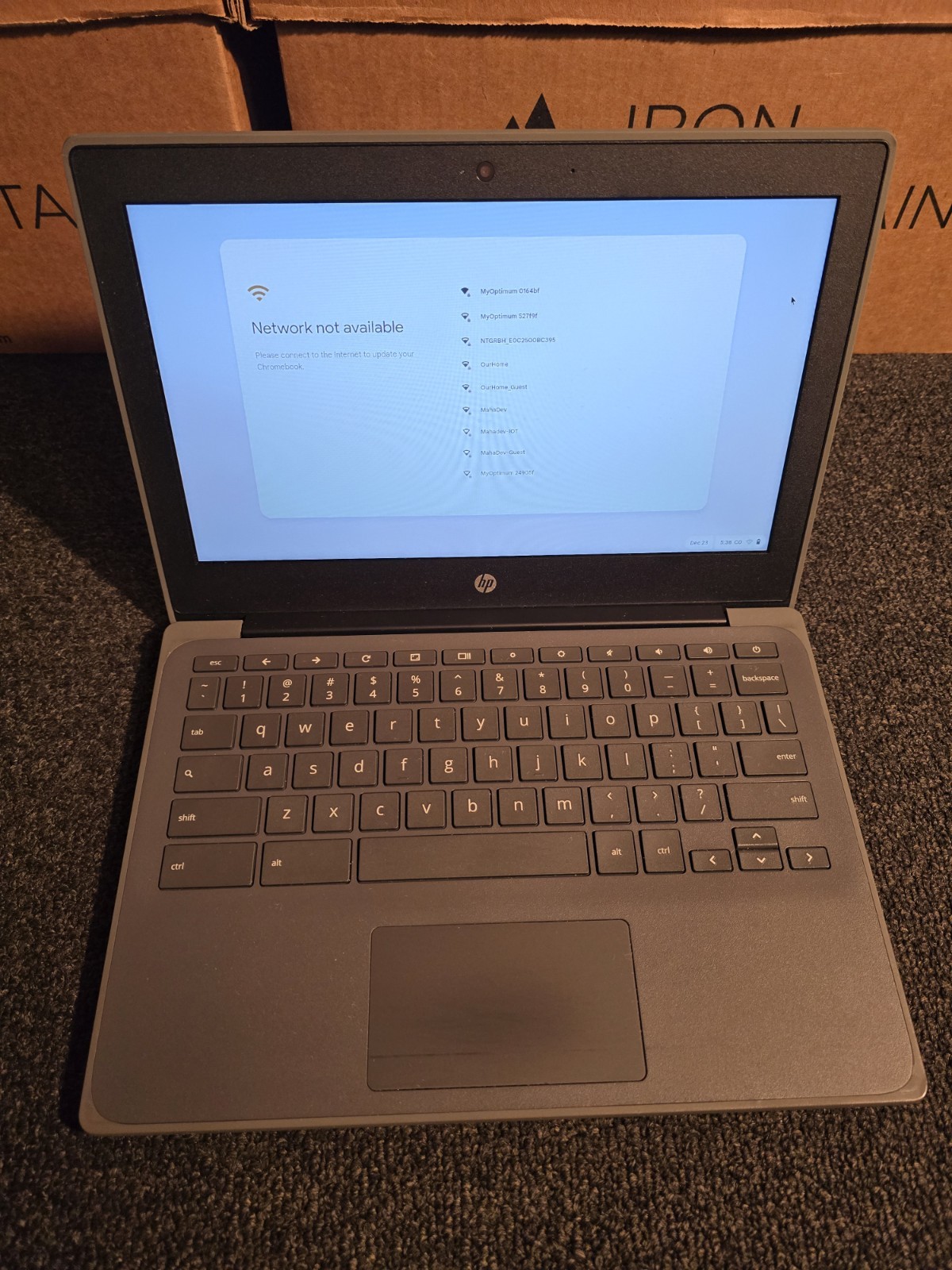 HP- Chromebook 11A G8 11.6″ (32GB eMMC, AMD A4-9120C, 4GB) Laptop ***