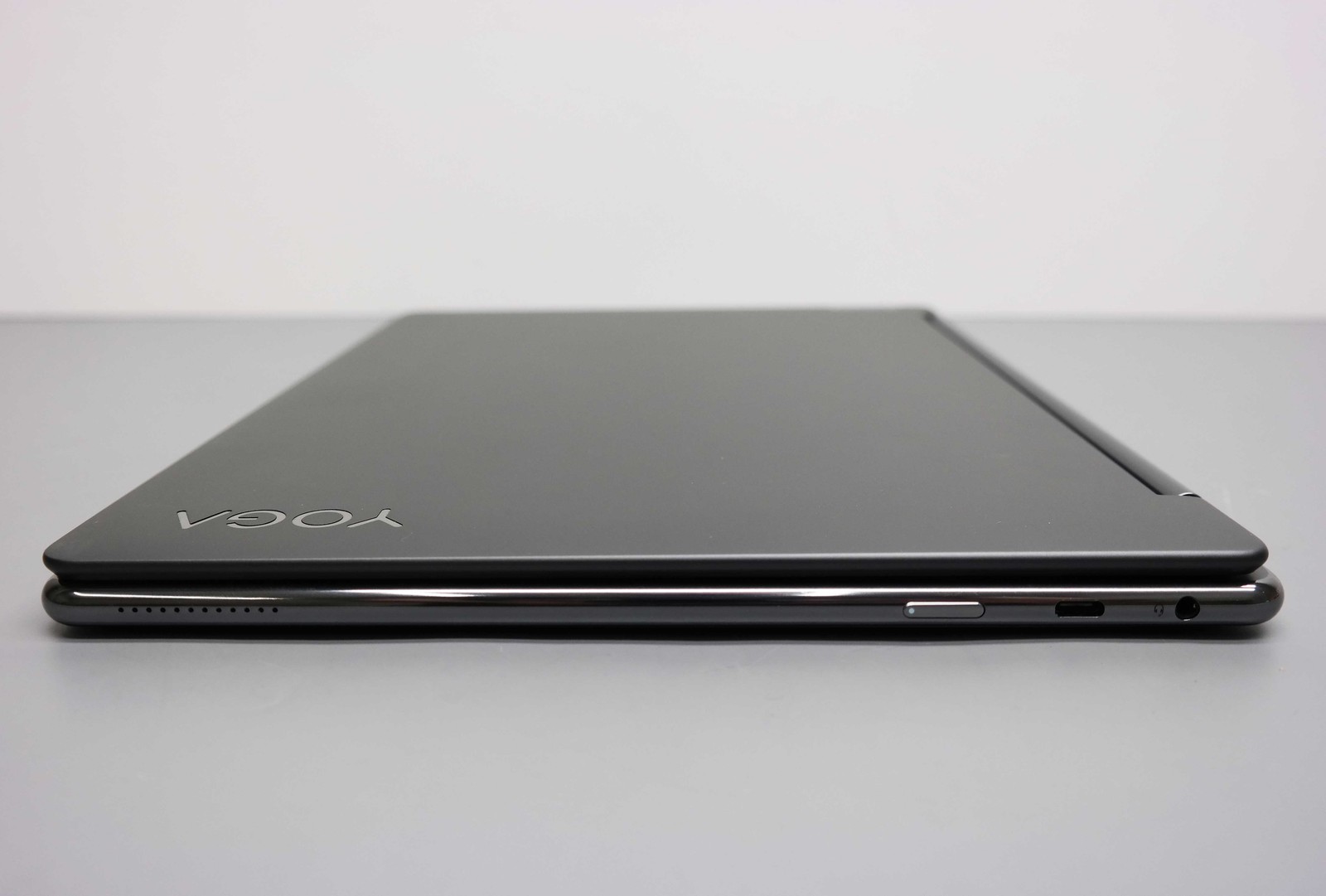 Lenovo Yoga 9i 2-in-1 14″ Core i7-1360P 16GB 1TB SSD