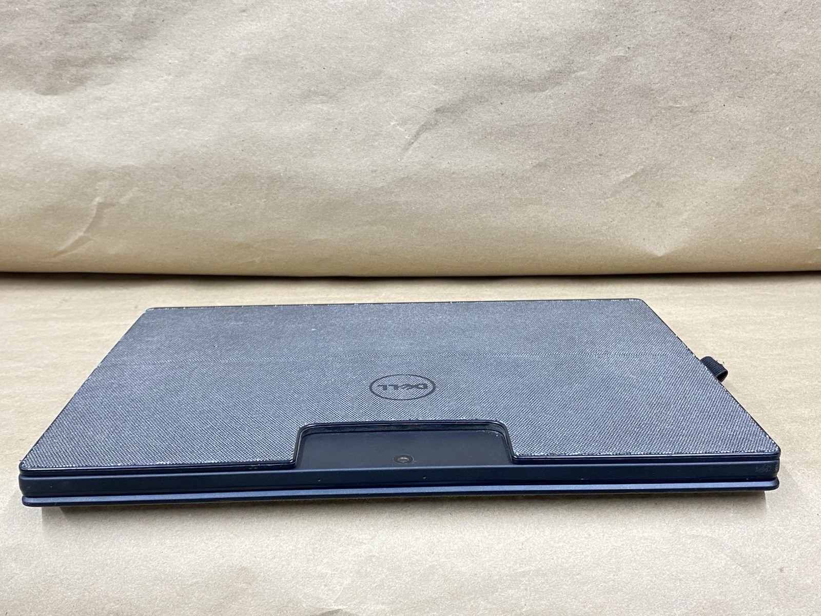 Dell Latitude 7275 – 12″ FHD Touch – m7-6Y75 – 8GB – 512GB – Win 10 – READ