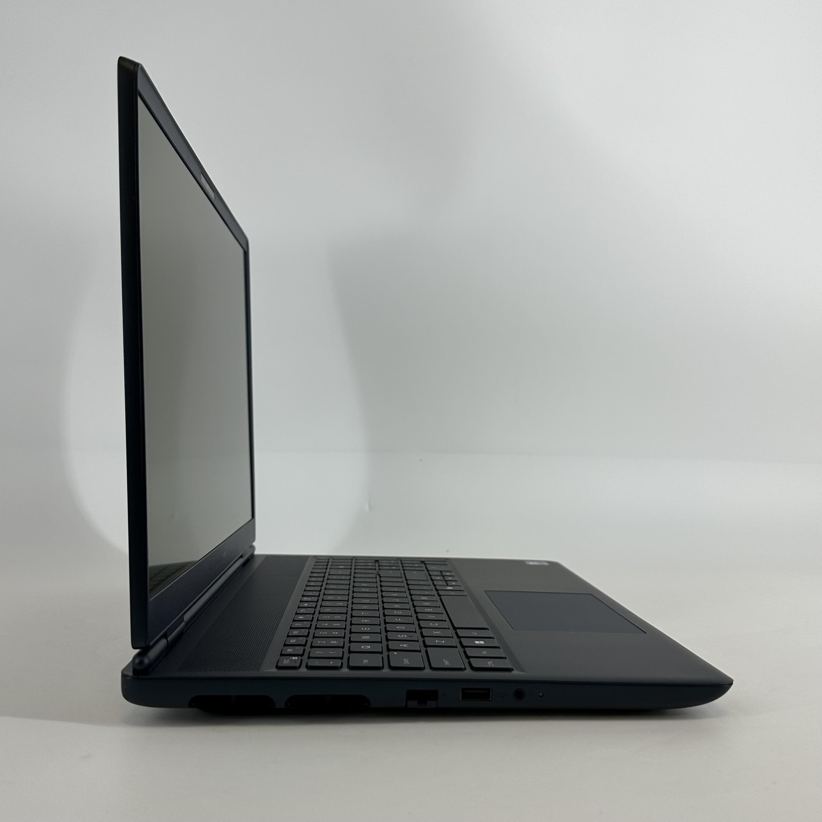 Dell Alienware 16X Aurora 240Hz QHD+ Ultra 7 270HX Plus 32GB 1TB SSD RTX 5070